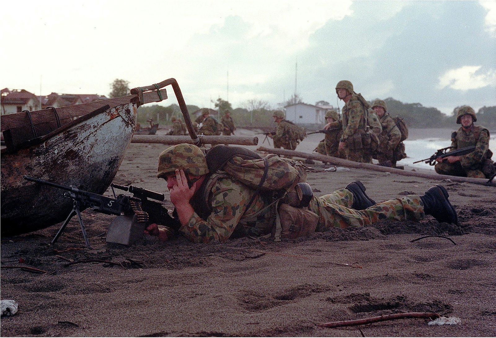 East Timorese Crisis. 13 October 1999. Soldiers from HQ Western Force