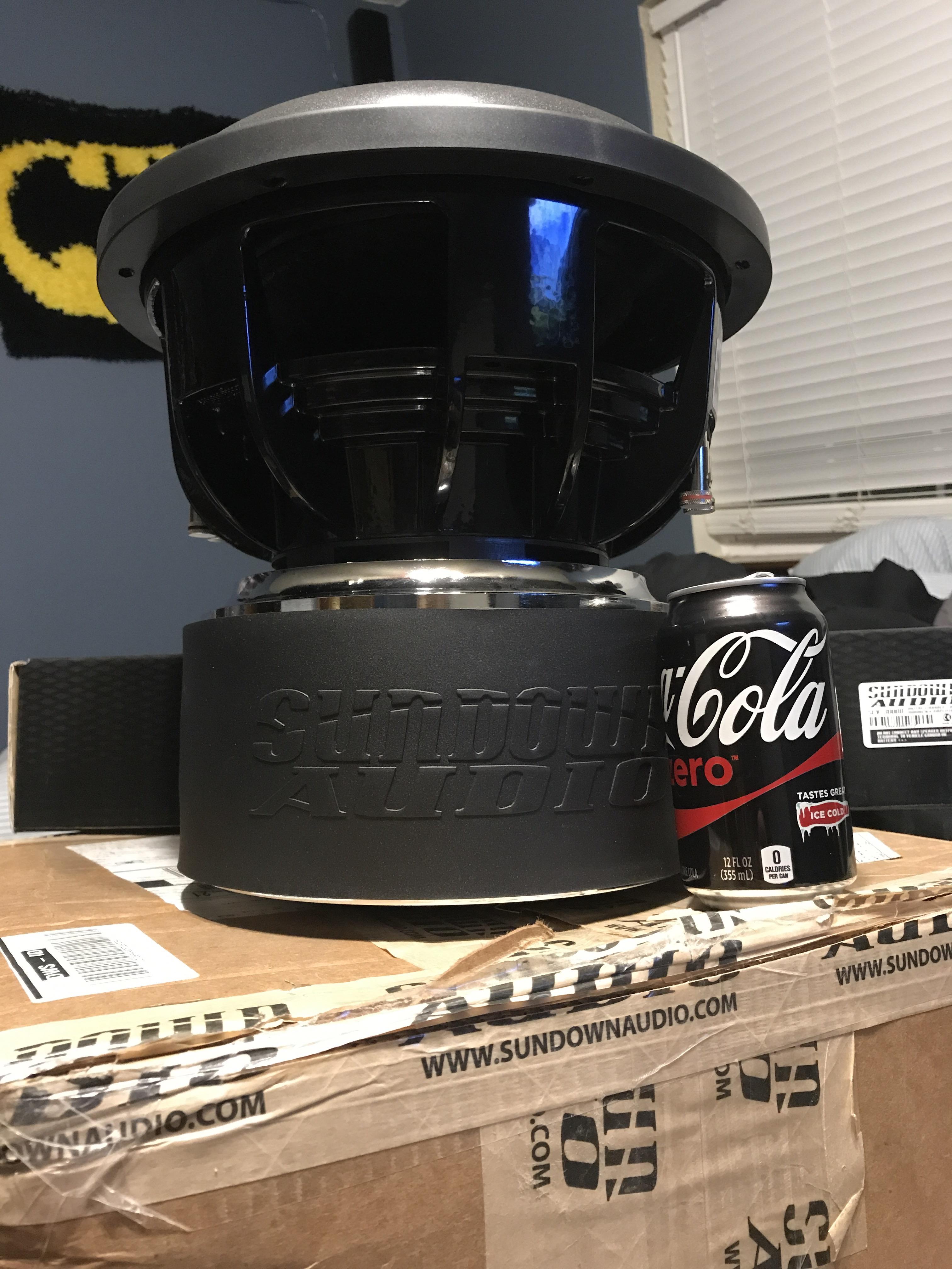 Sundown Audio zv4 r/CarAV