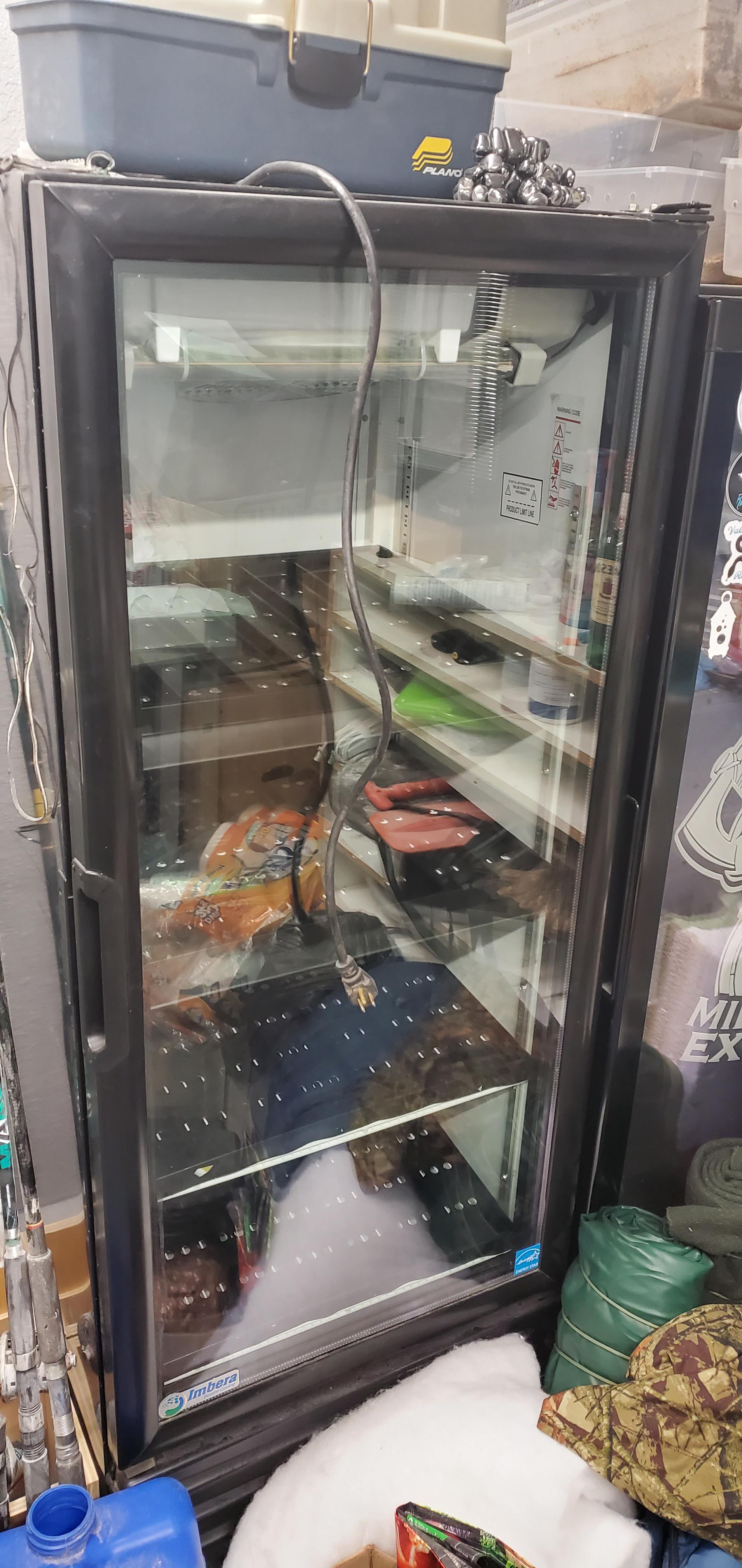 Picked up this fridge. Has no freon so it doesn't cool, but figured I