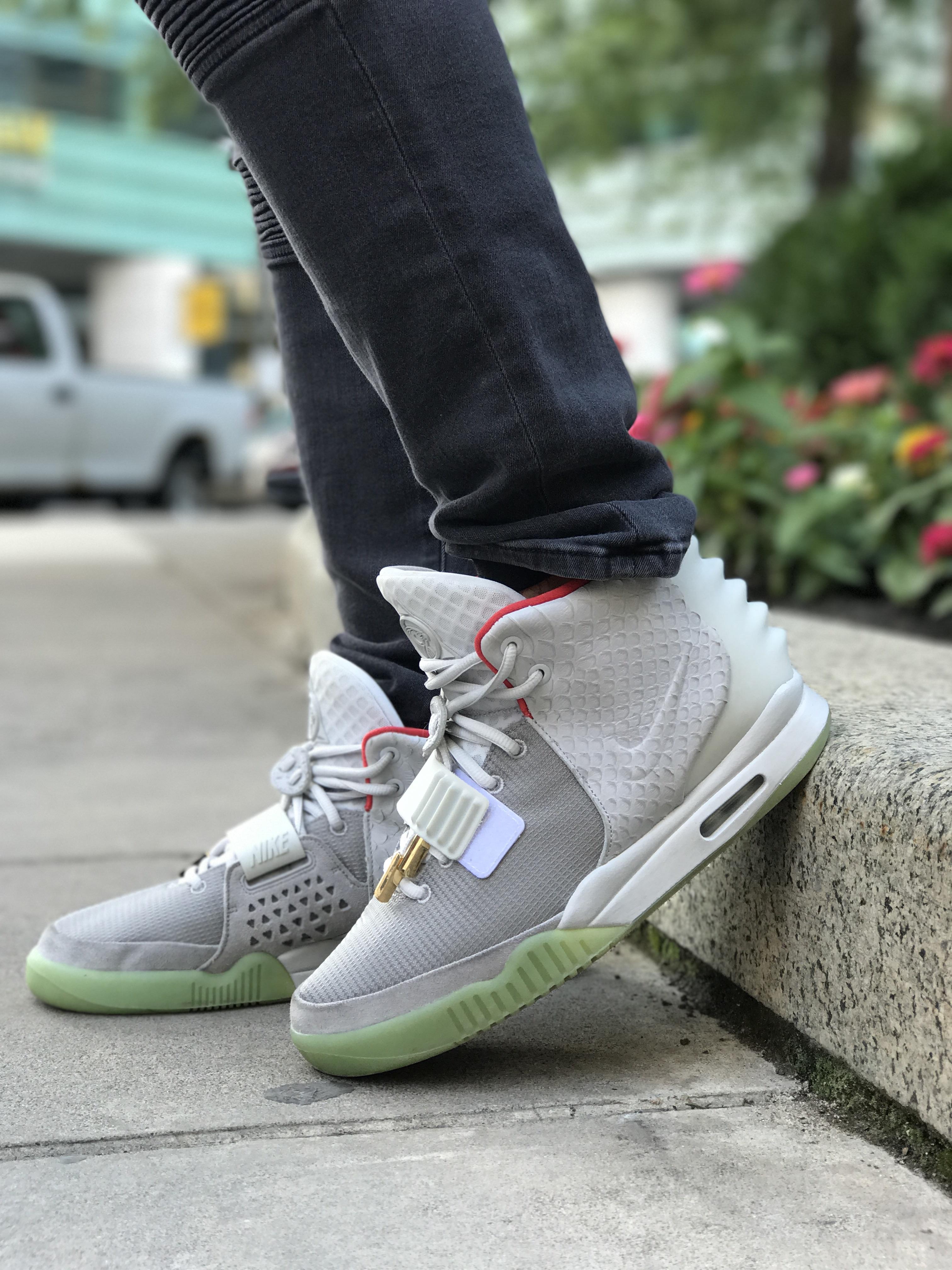 BEST YEEZYS EVER MADE IMO🤑 r/Sneakers