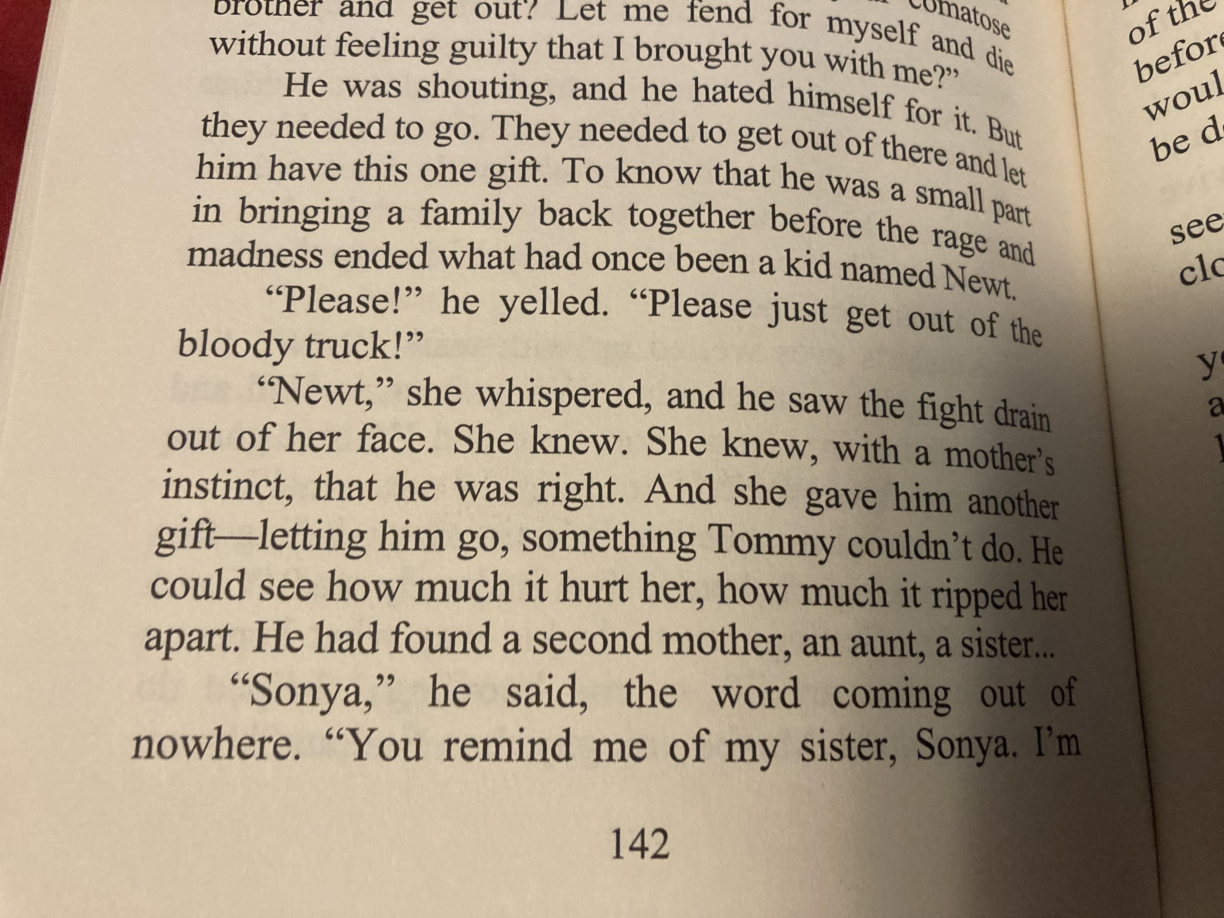 This is the second time I scene in a Maze Runner book made me cry… MazeRunner