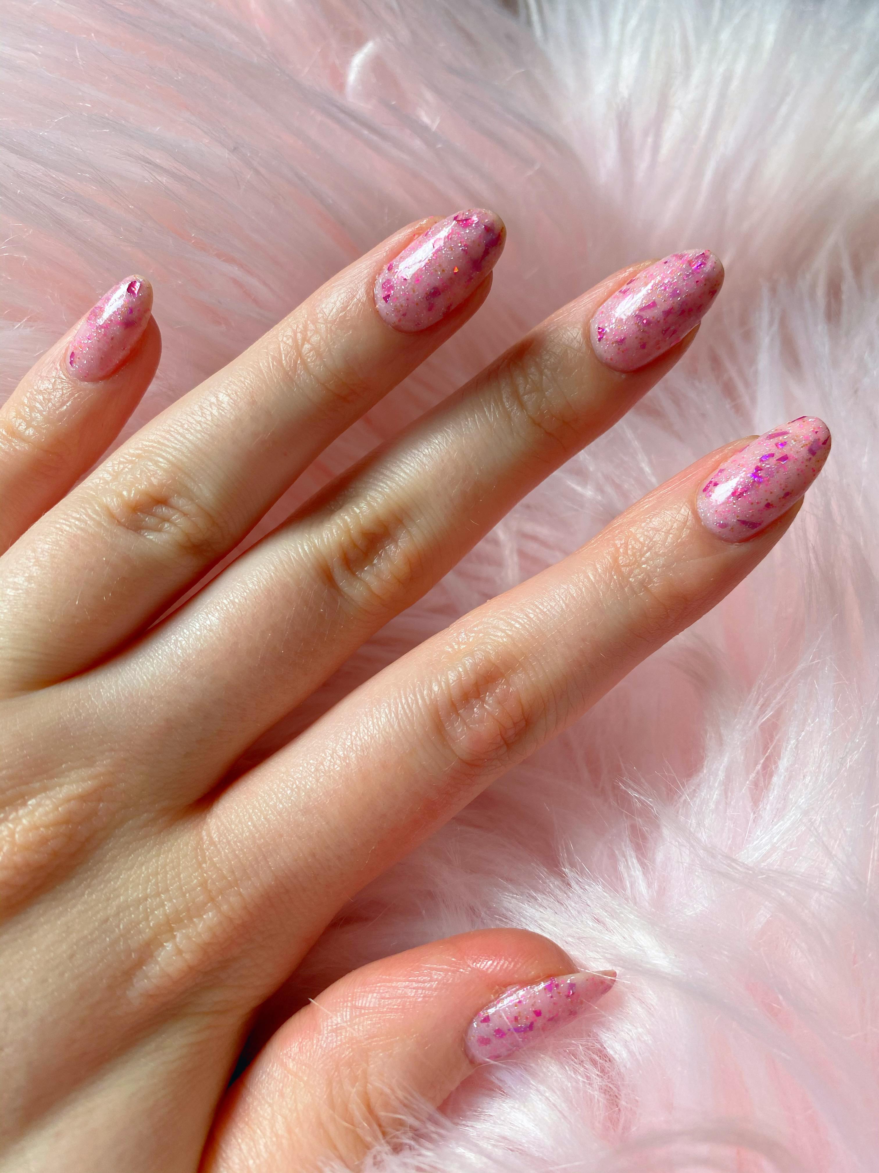 Cotton candy nails 💖 r/Indiemakeupandmore