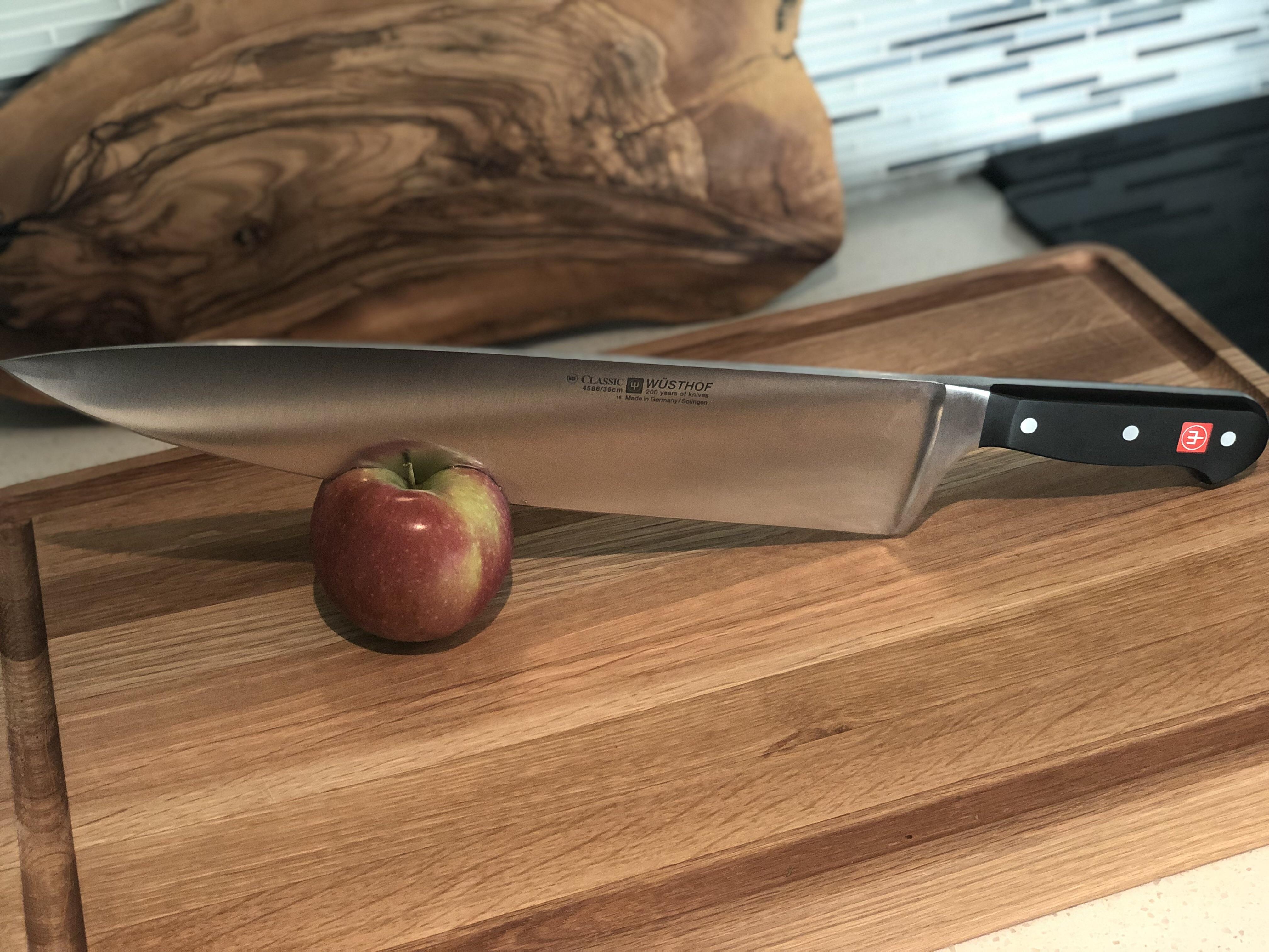 14" Heavy Chef's Knife. Any way to countertop store this thing? r
