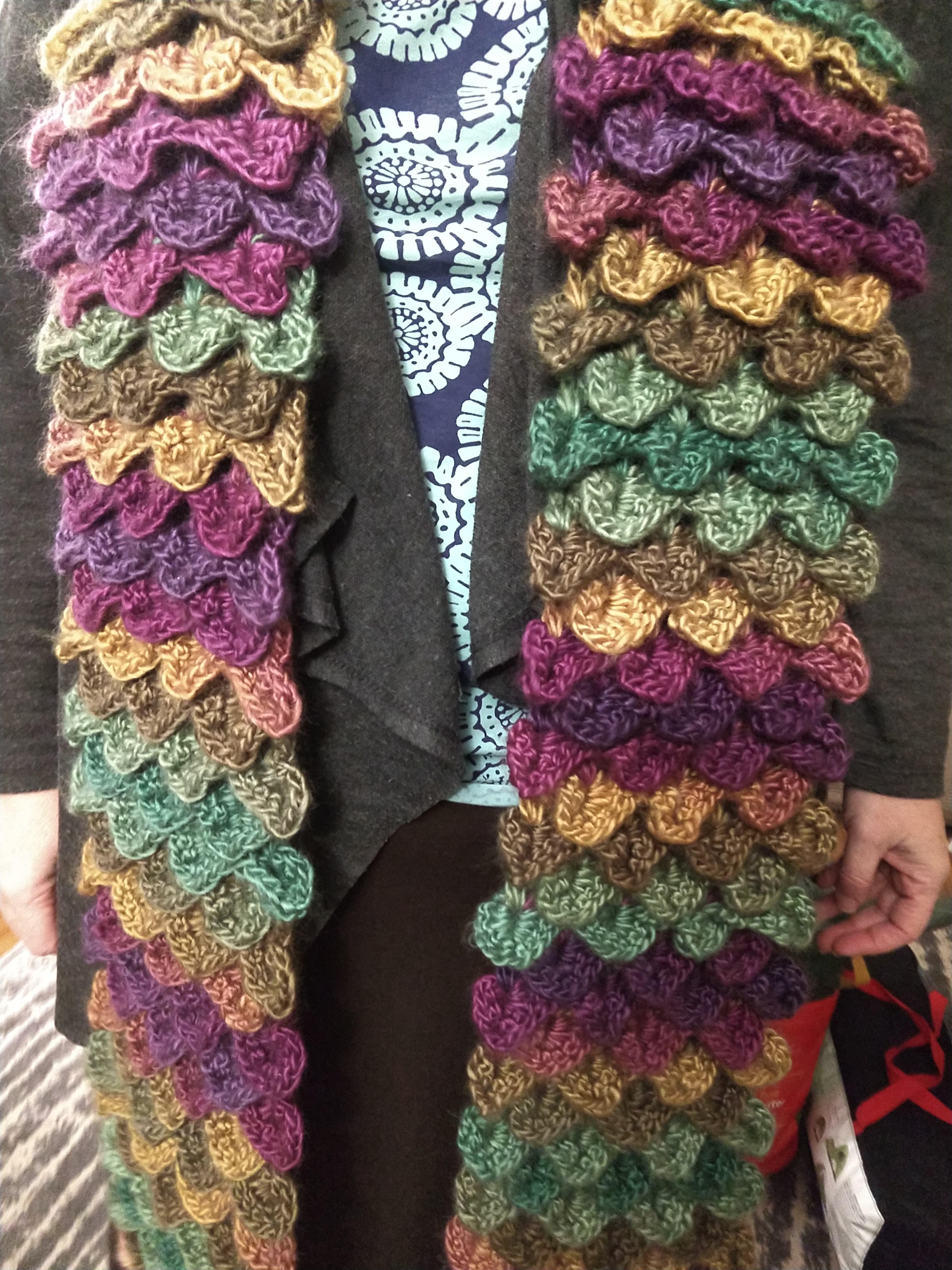 Finished dragon scale scarf! Heavy and warm. Selfstriped perfectly