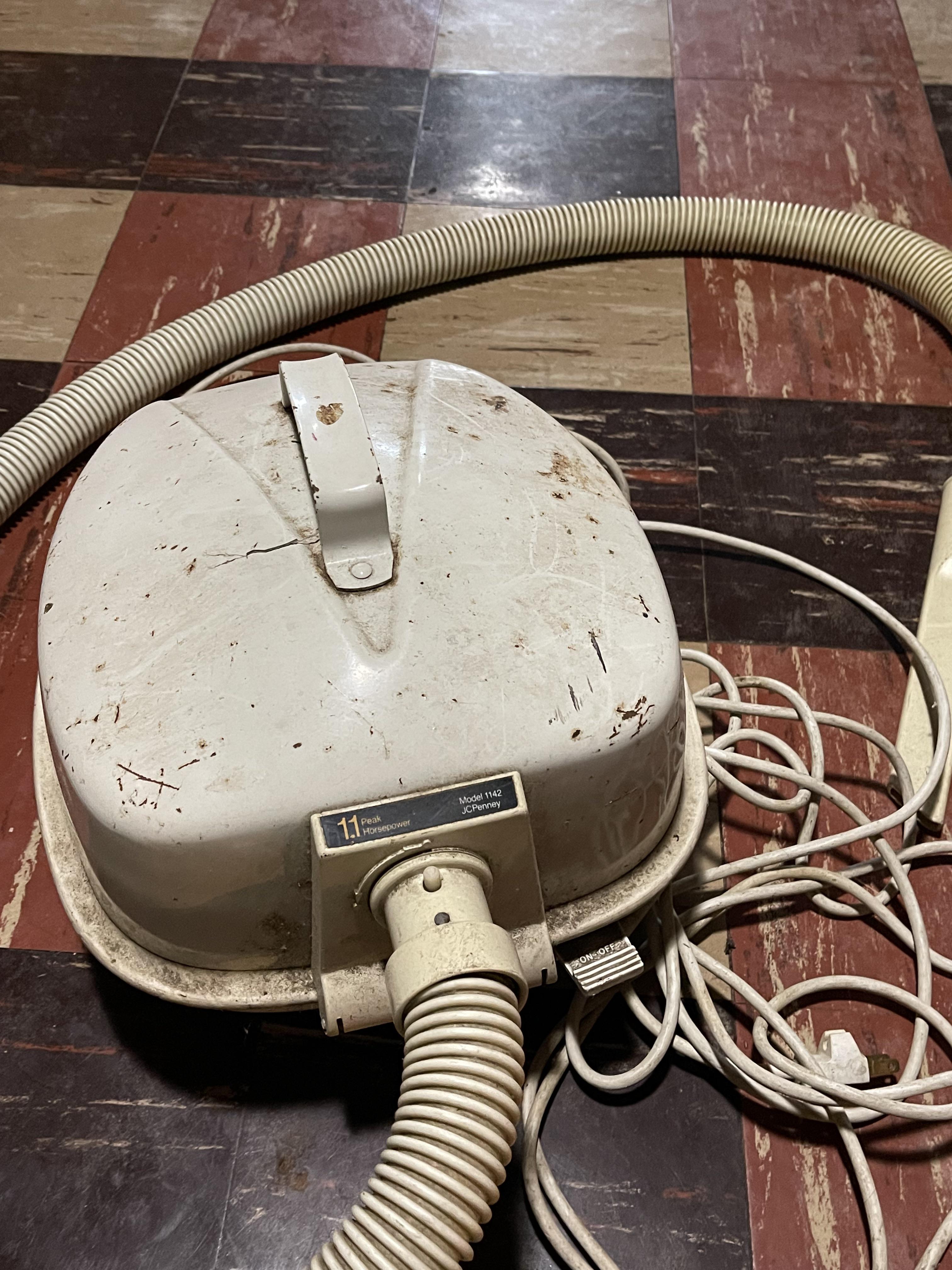 Found this ancient JCPenney branded vacuum in my aunts basement. It