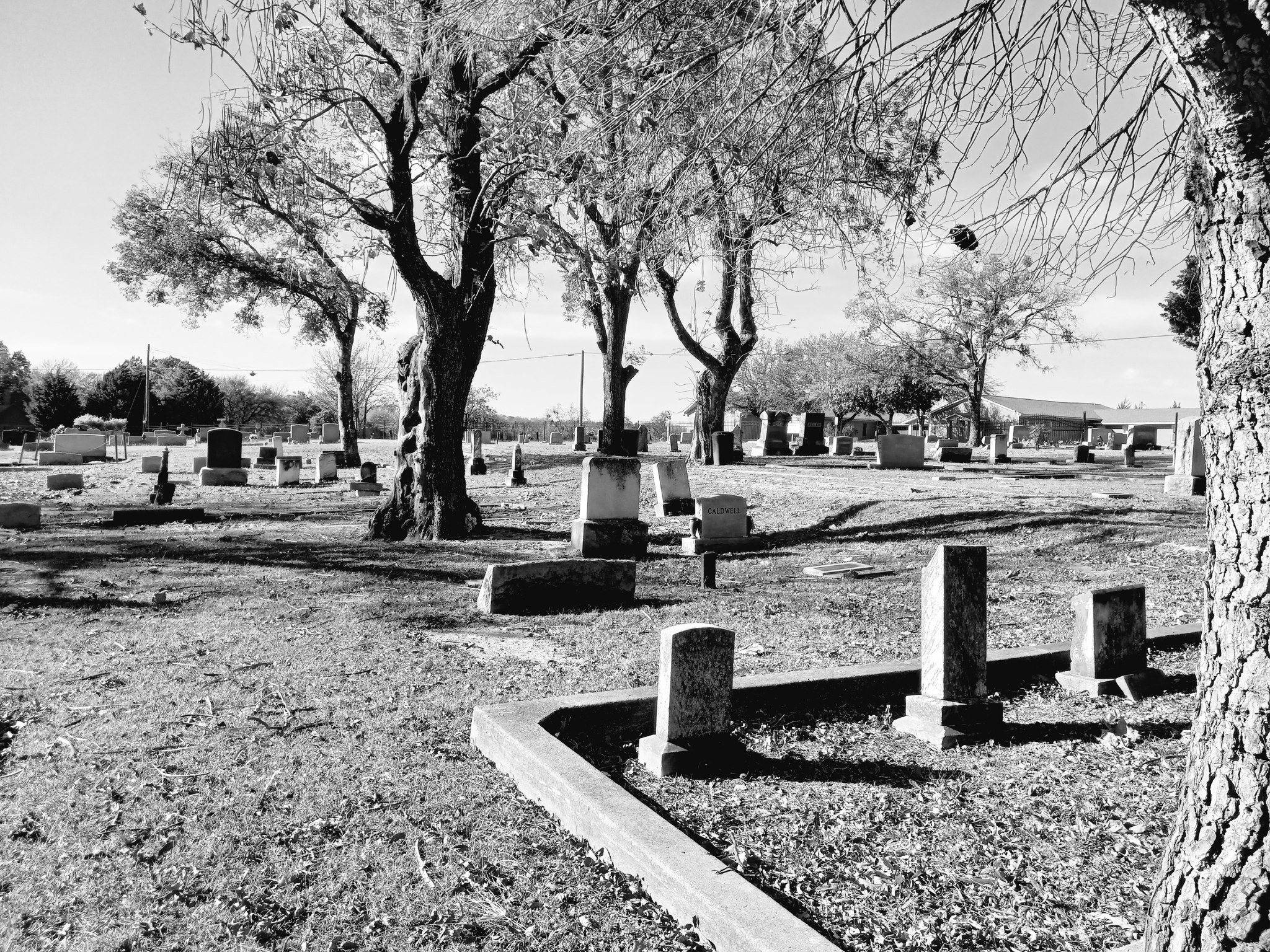 Does anyone like cemetery hopping? I love little places like this, you