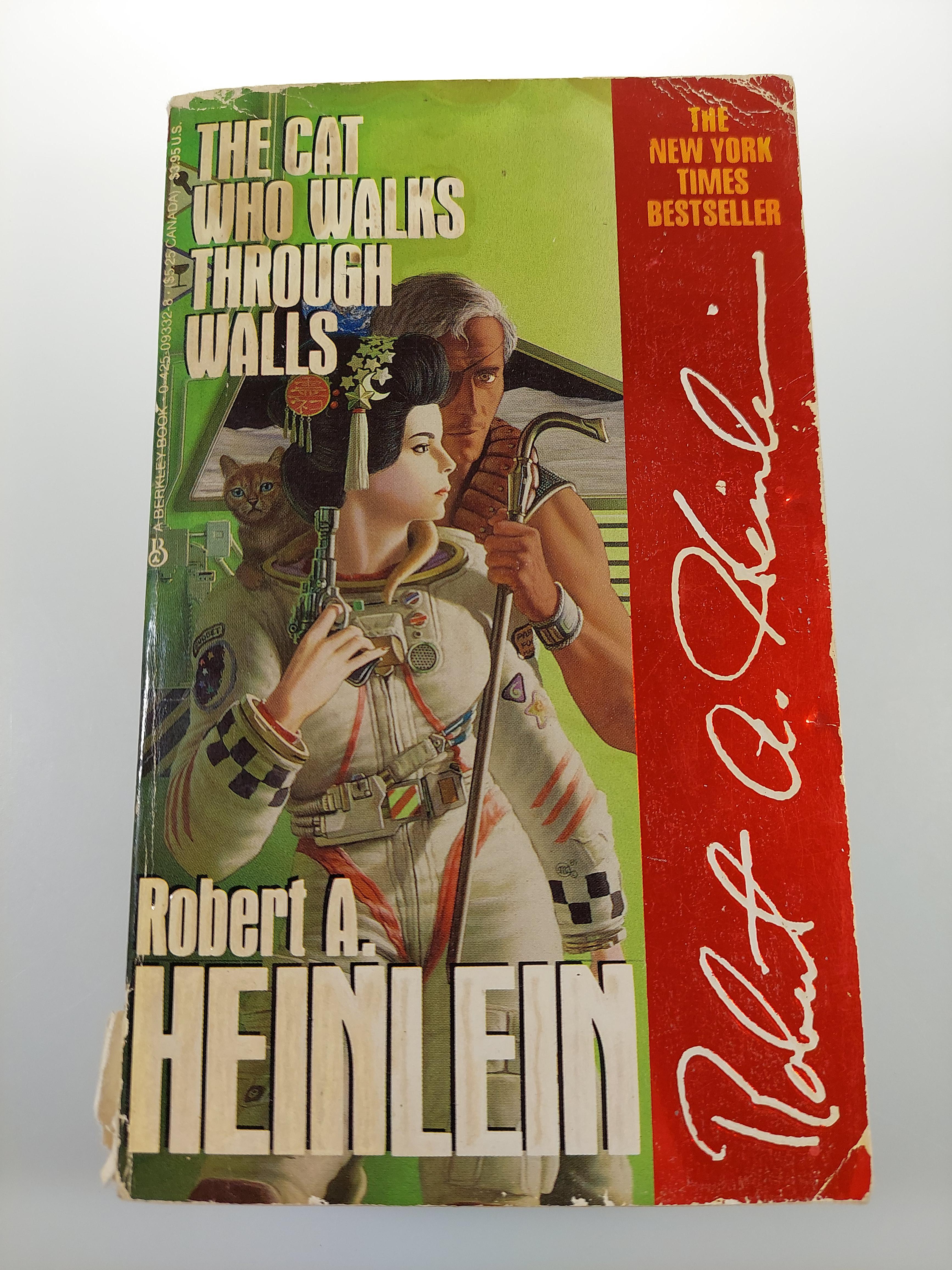 The Cat Who Walks Through Walls by Robert A Heinlein r/CoolSciFiCovers