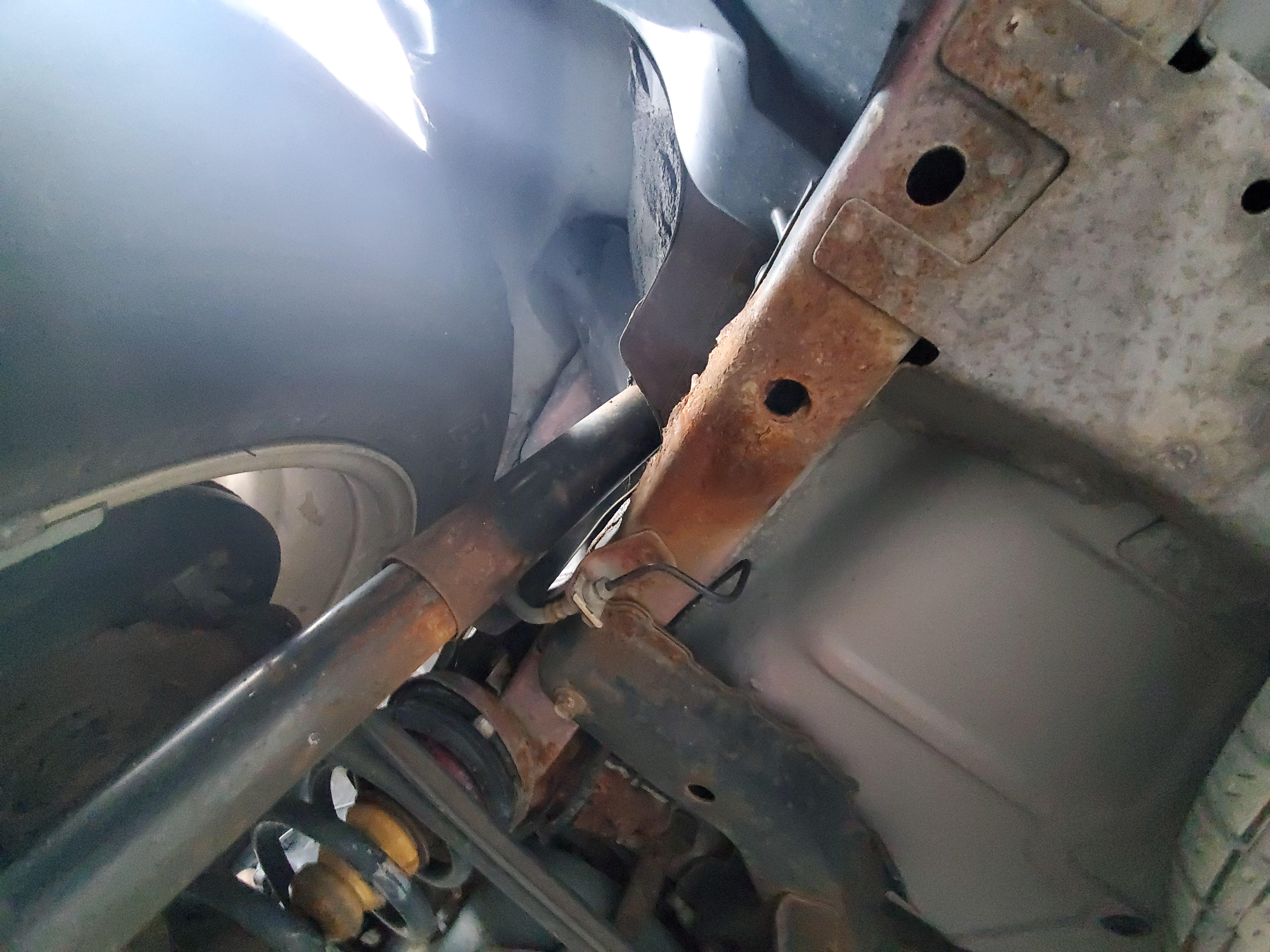 Does this appear to be my frame rusted? It's a 2008 Mercury Mariner. If