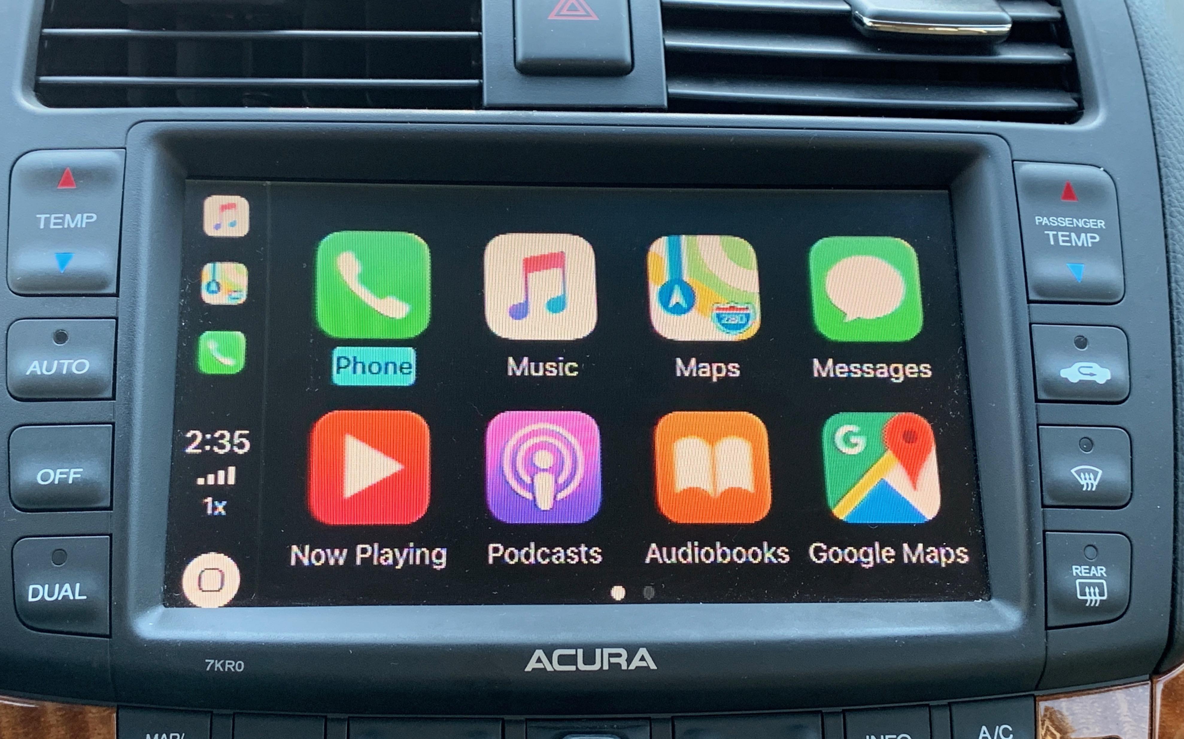 Installed CarPlay in 2006 Acura TSX CarPlay