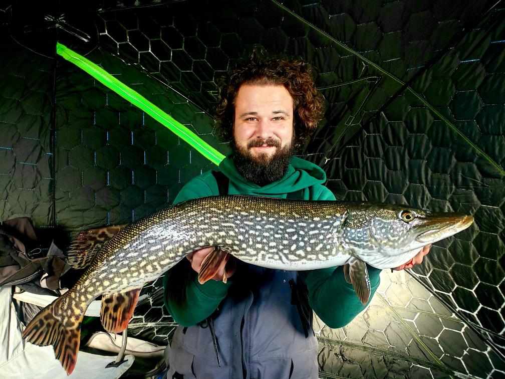 Tried a new lake and caught some nice pike jigging tube jigs this past Saturday. Too cold for