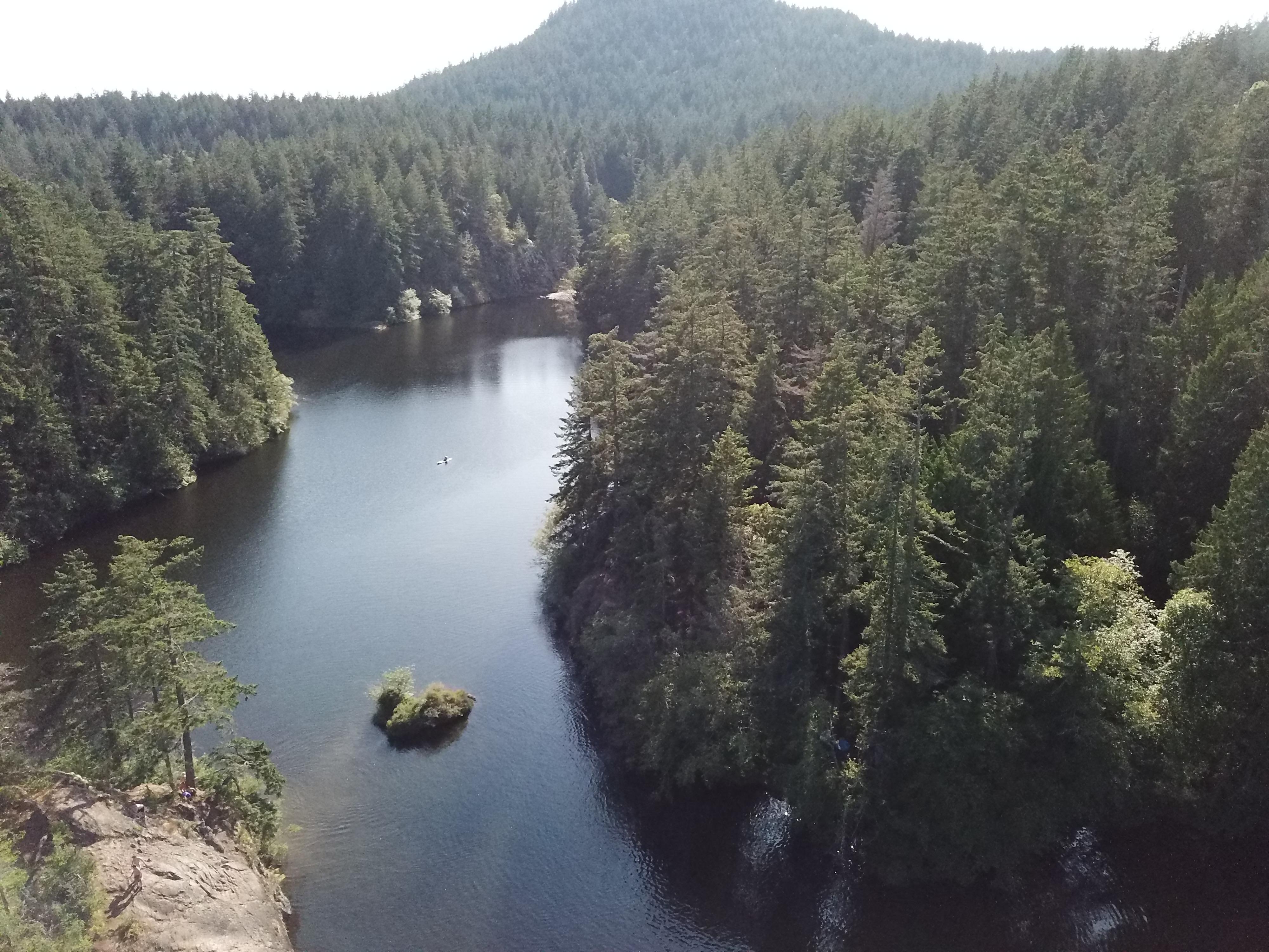 Whistle lake, Anacortes. I’m on the paddle board lol. r/Washington