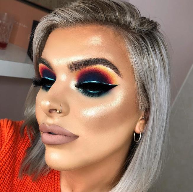 Saw this on Instagram, done by a pretty well known MUA r/crappycontouring