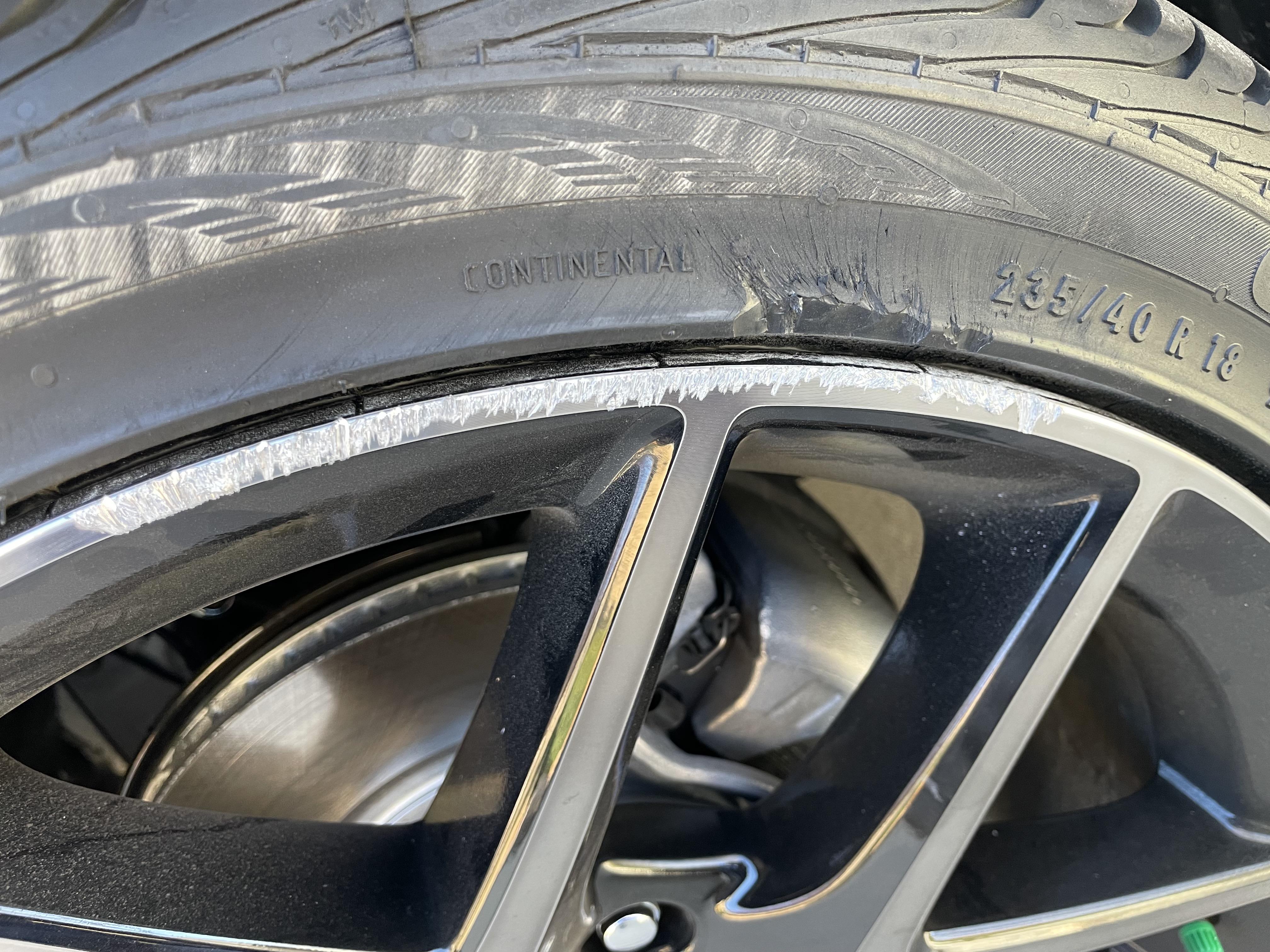 Does this tire with sidewall damage need to be replaced? r/MechanicAdvice