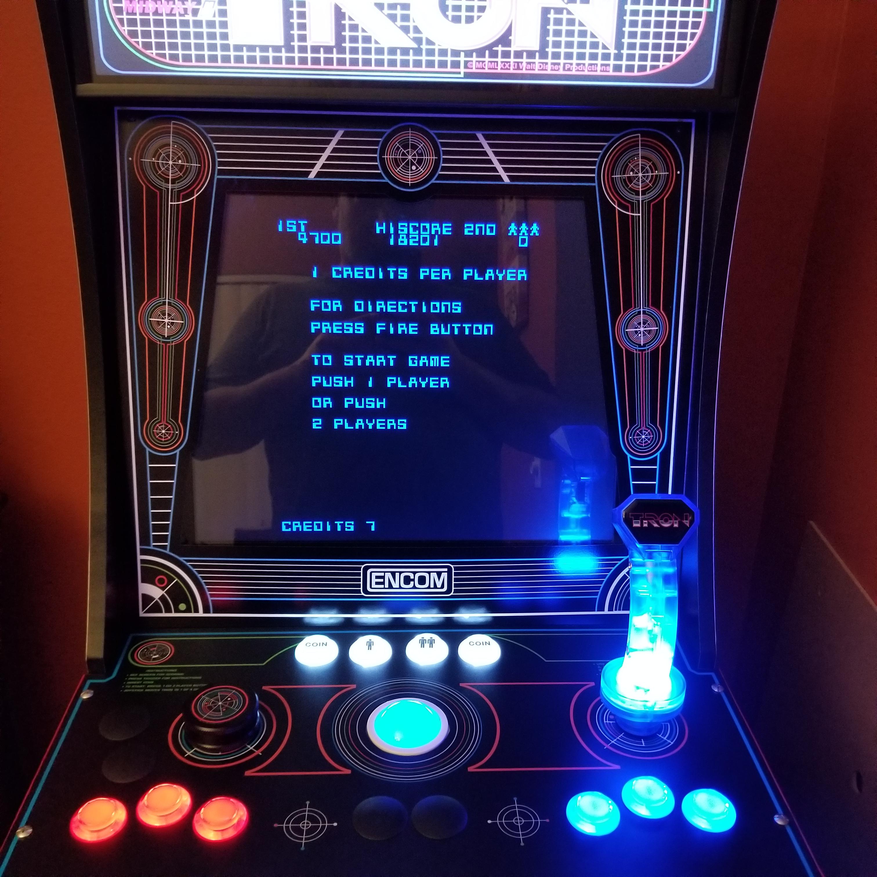 It took a pandemic and stayatorders to finally build my Tron