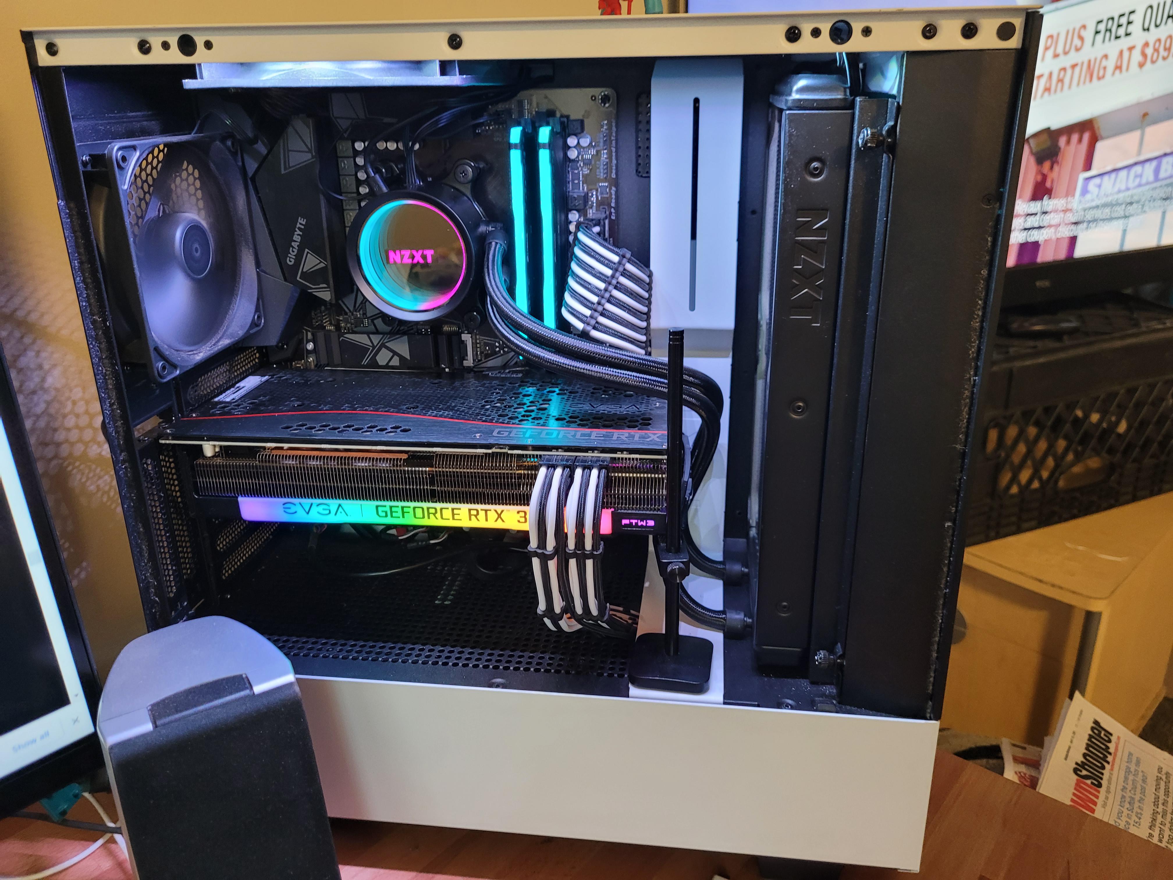 AIO fits tubes down in a 510 Elite with a 3070 FTW. r/NZXT
