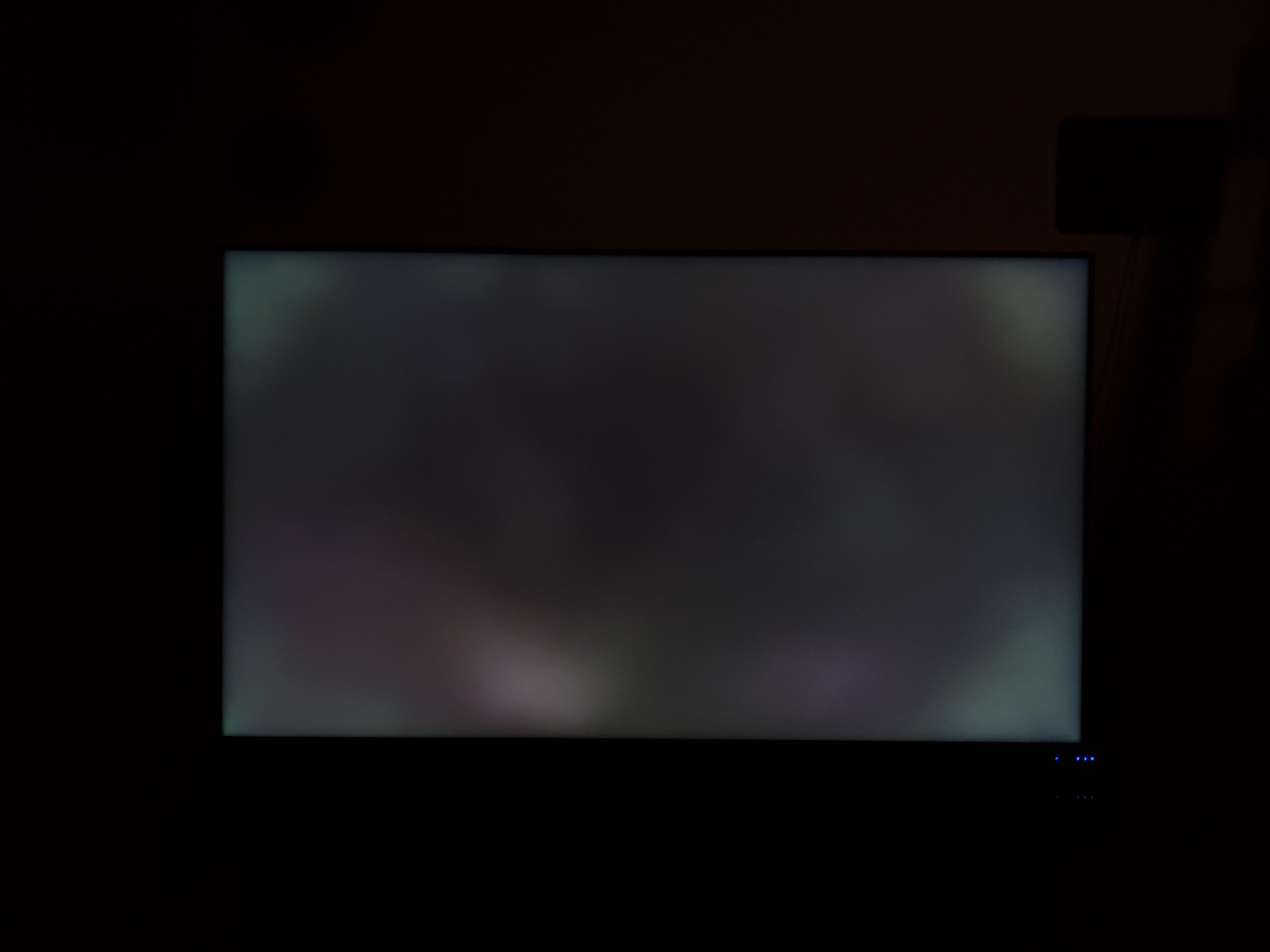 TCL Series 8 Black uniformity r/4kTV