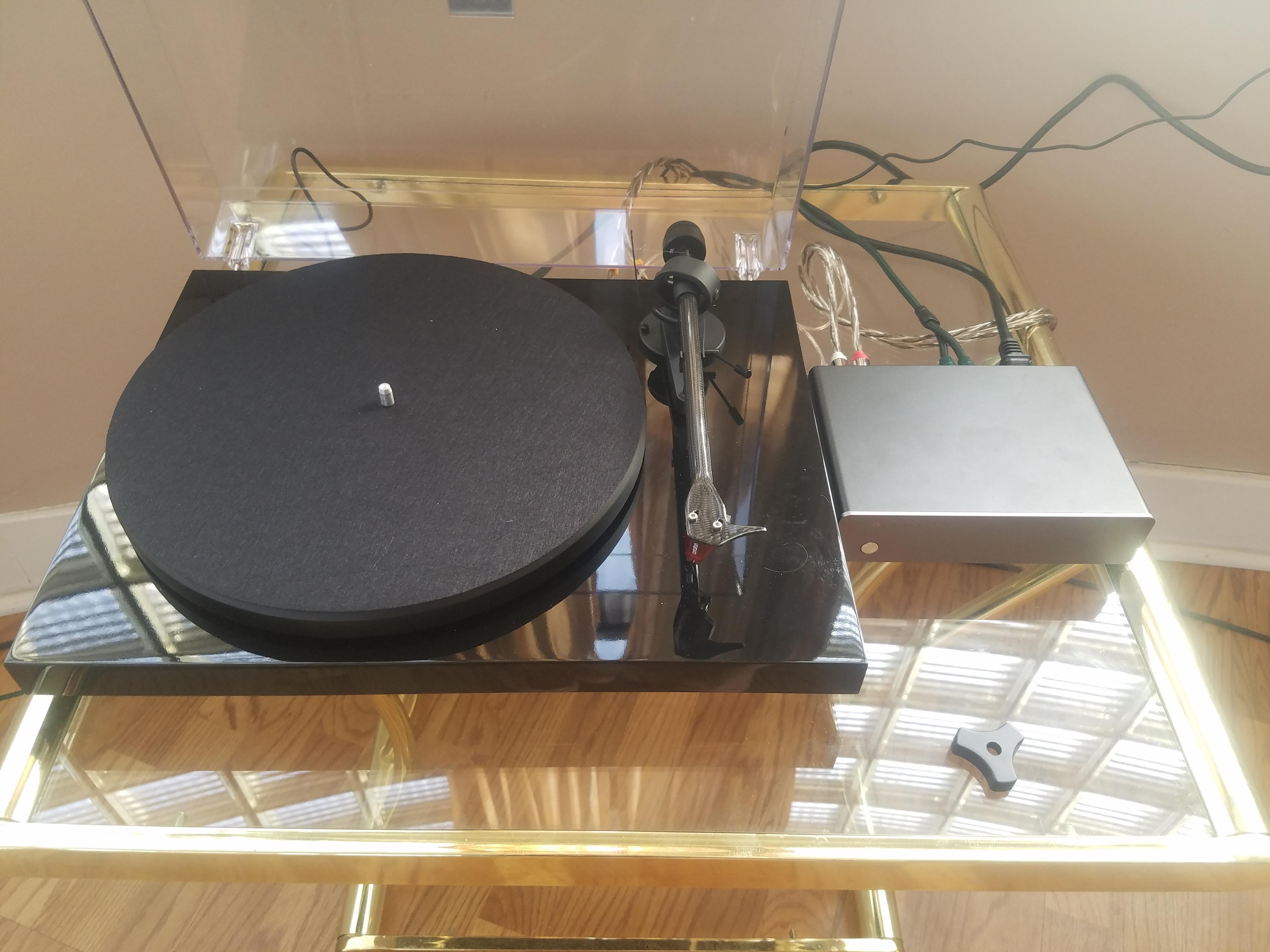 Part 2 of my setup The ProJect Debut Carbon turntable and the