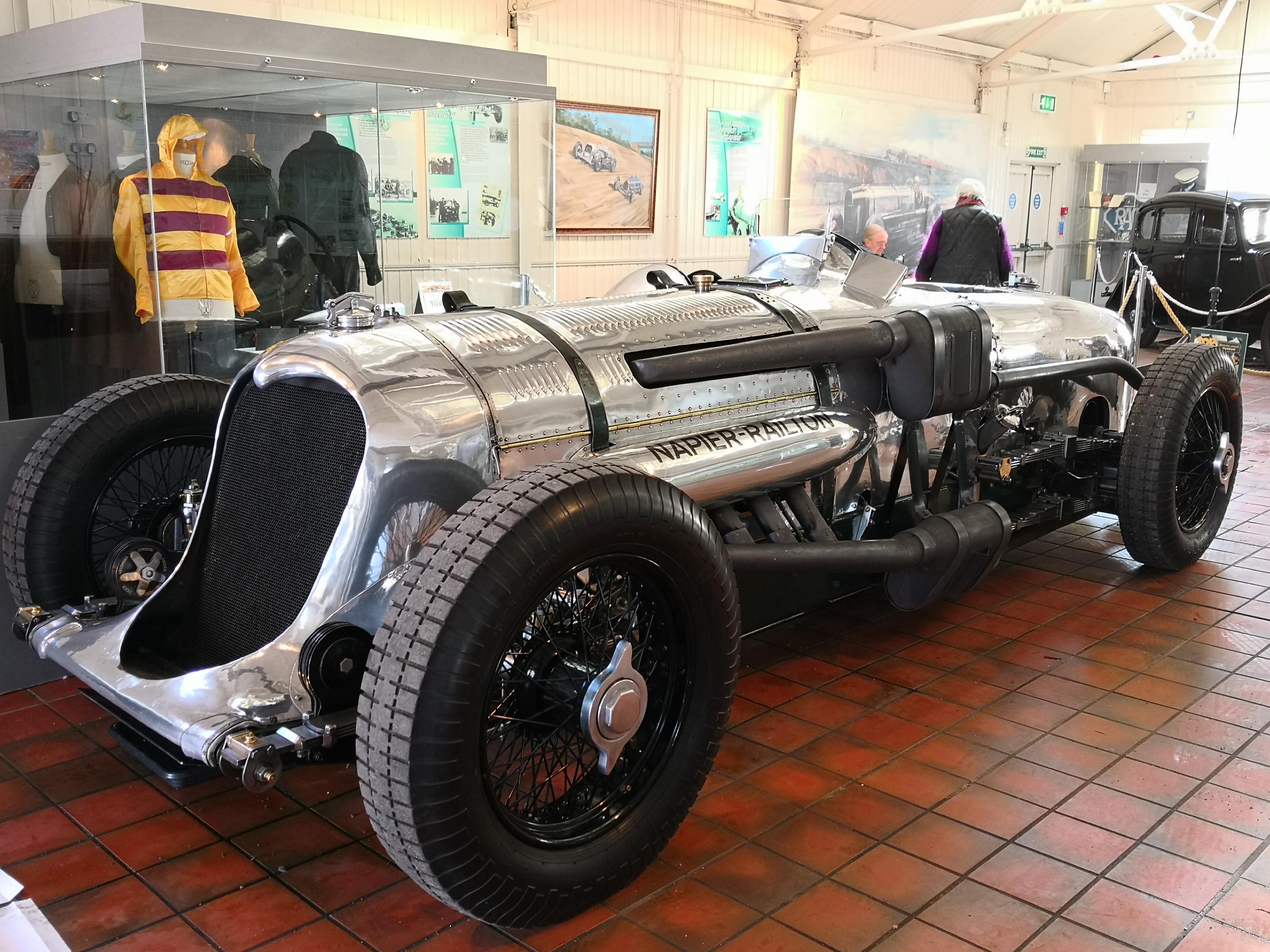 24 litre 1933 NapierRailton r/WeirdWheels
