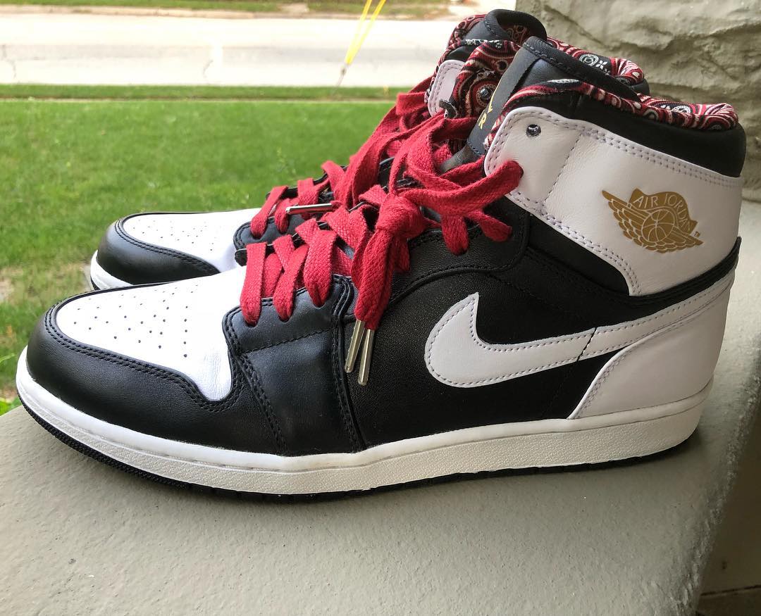 Finally picked up another pair of one of the best Jordan 1 colorways of