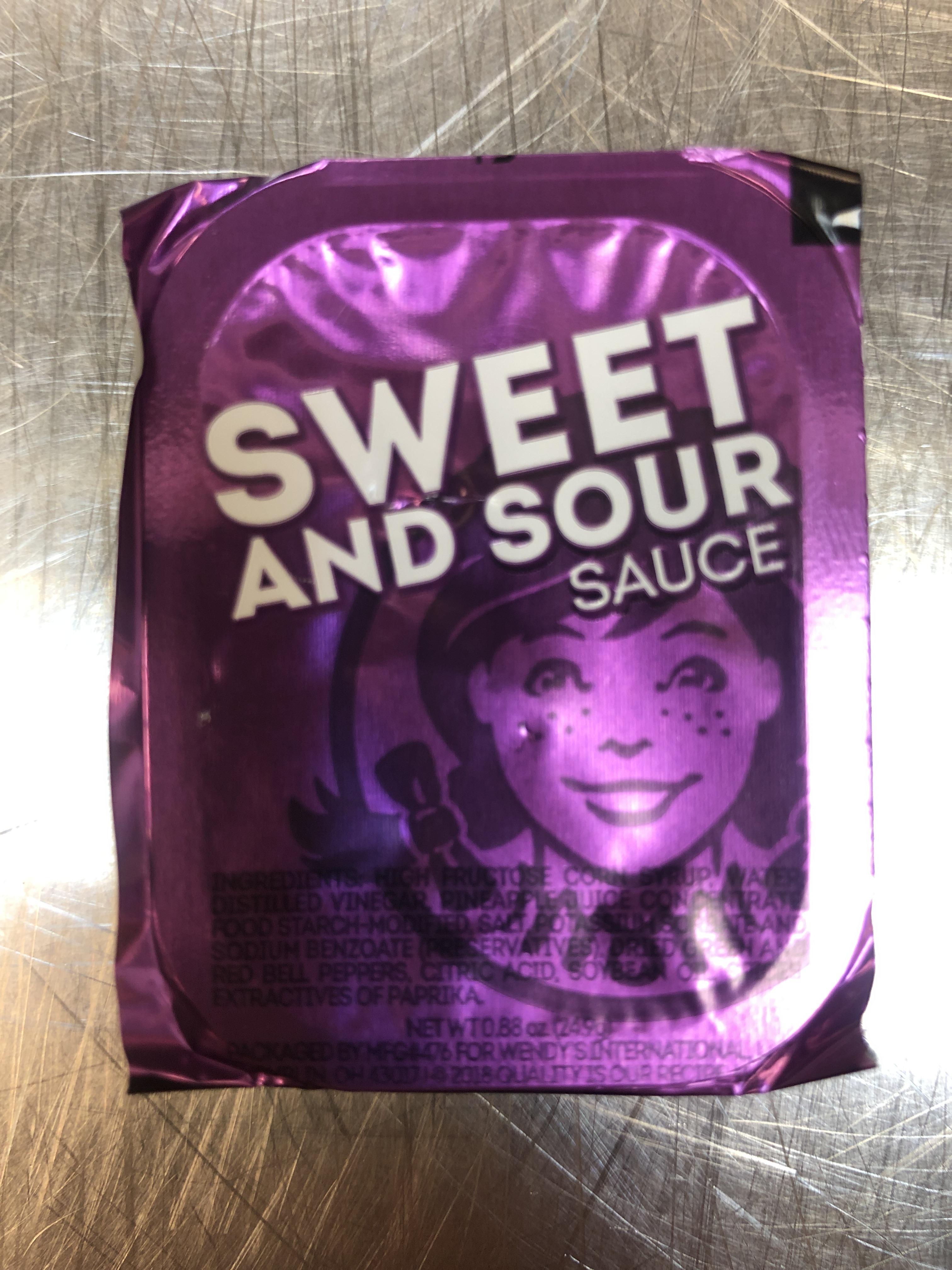 This chick just came into Wendy’s, asked for a Sweet and sour sauce