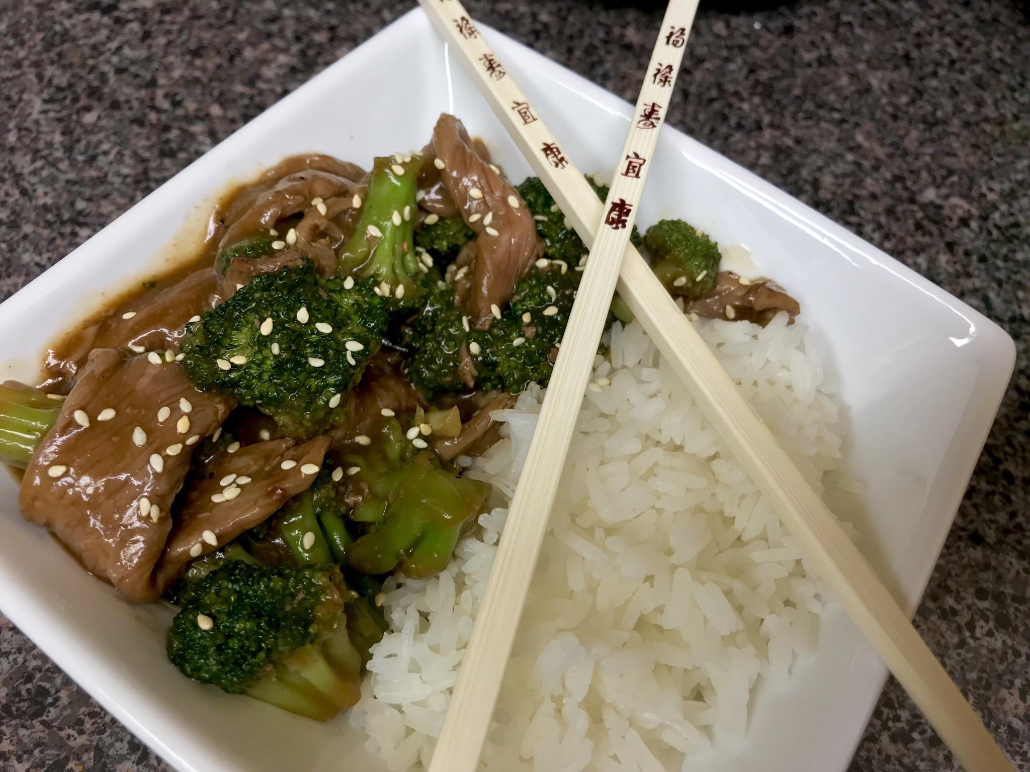 [HOMEMADE] ribeye beef & broccoli with jasmine rice r/food