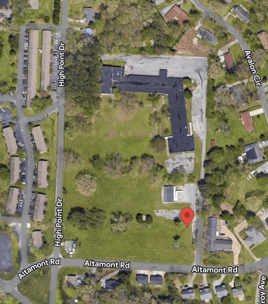 What's going on at Altamont drive? r/Chattanooga