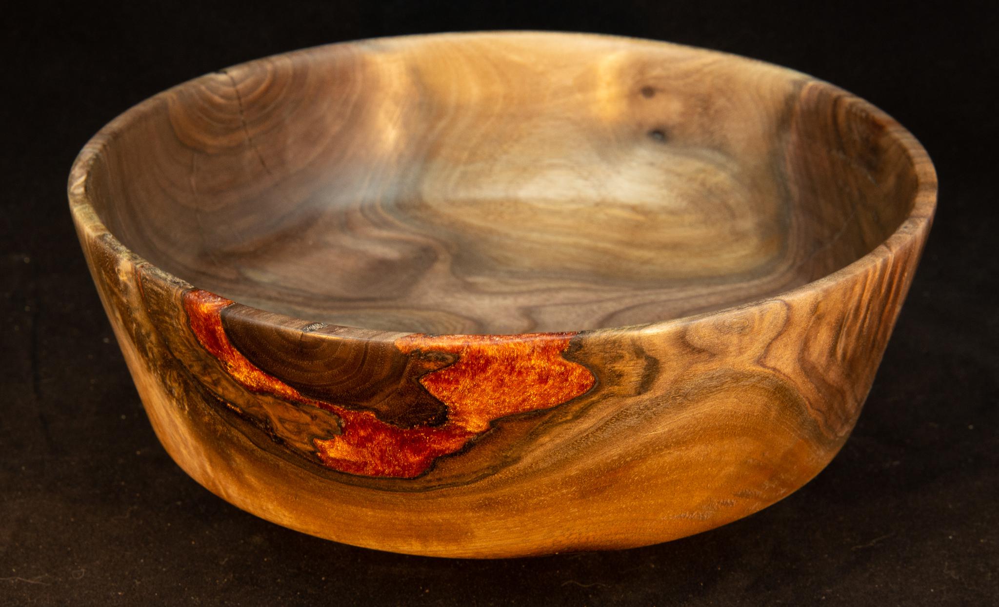 Black Walnut with "Copper" resin 9" x 3" (the walnut piece is "floating" in the resin) r/turning