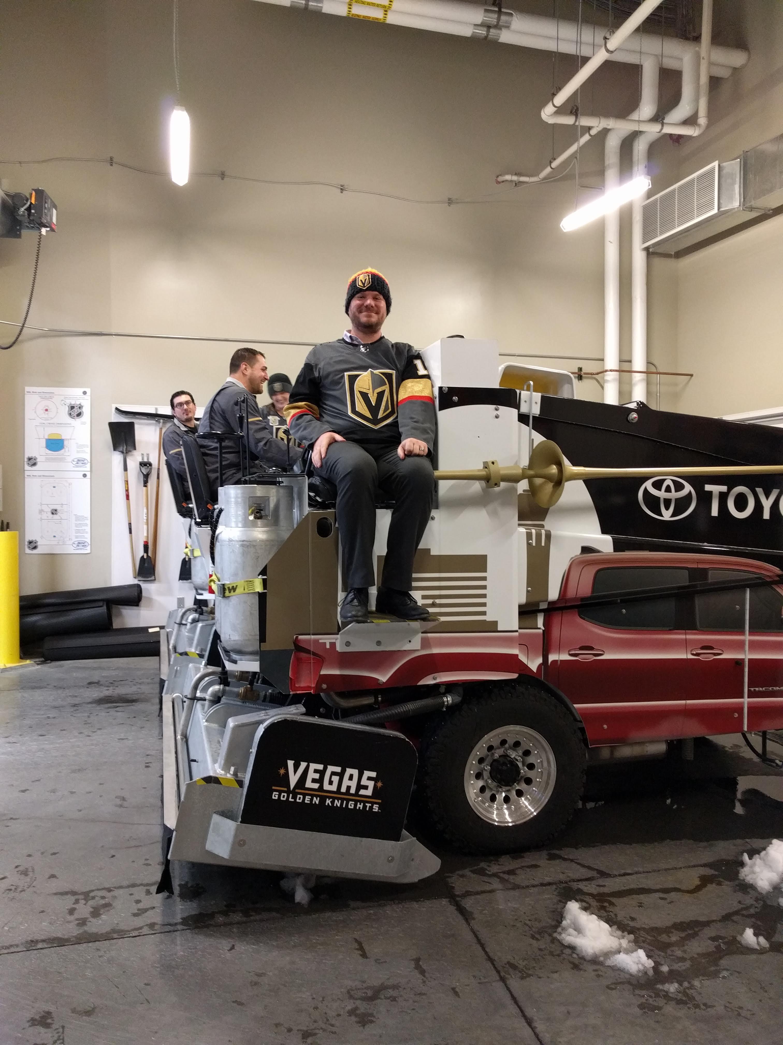 Zamboni Ride to Surface for the Win r/goldenknights