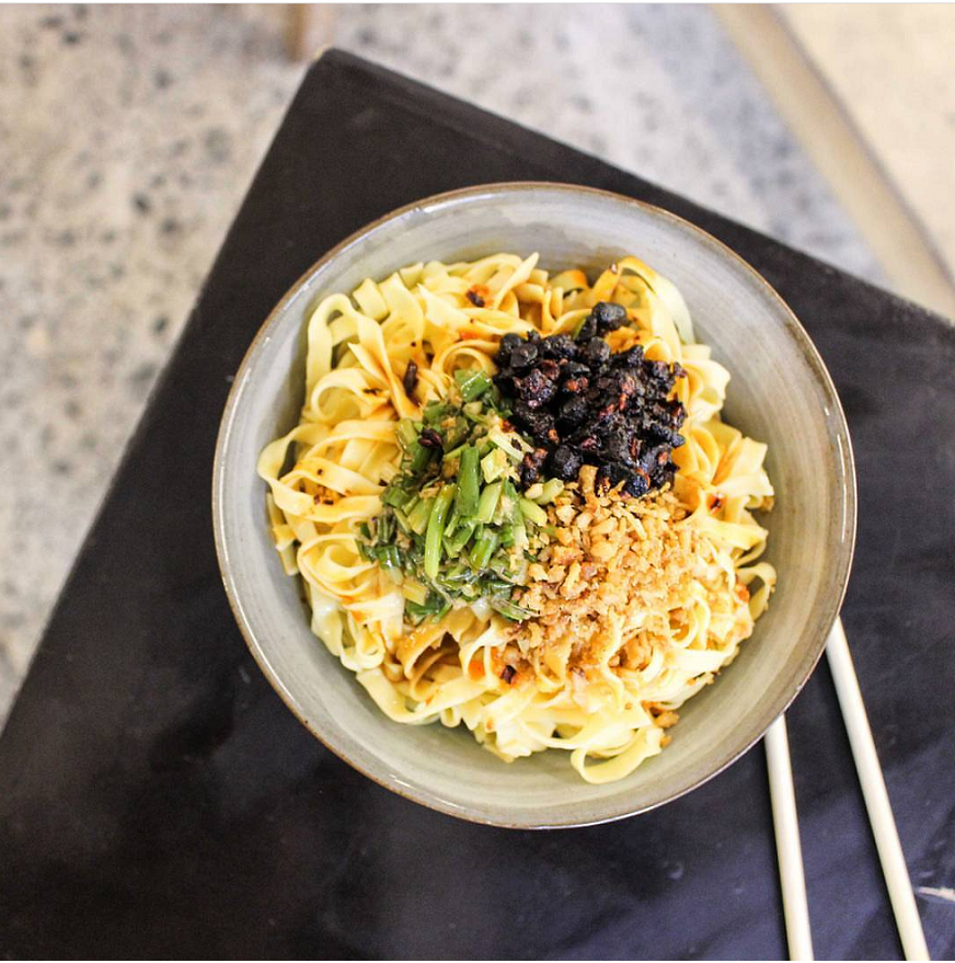 [homemade] Egg noodles with Ginger scallion sauce, laoganma ( Chinese