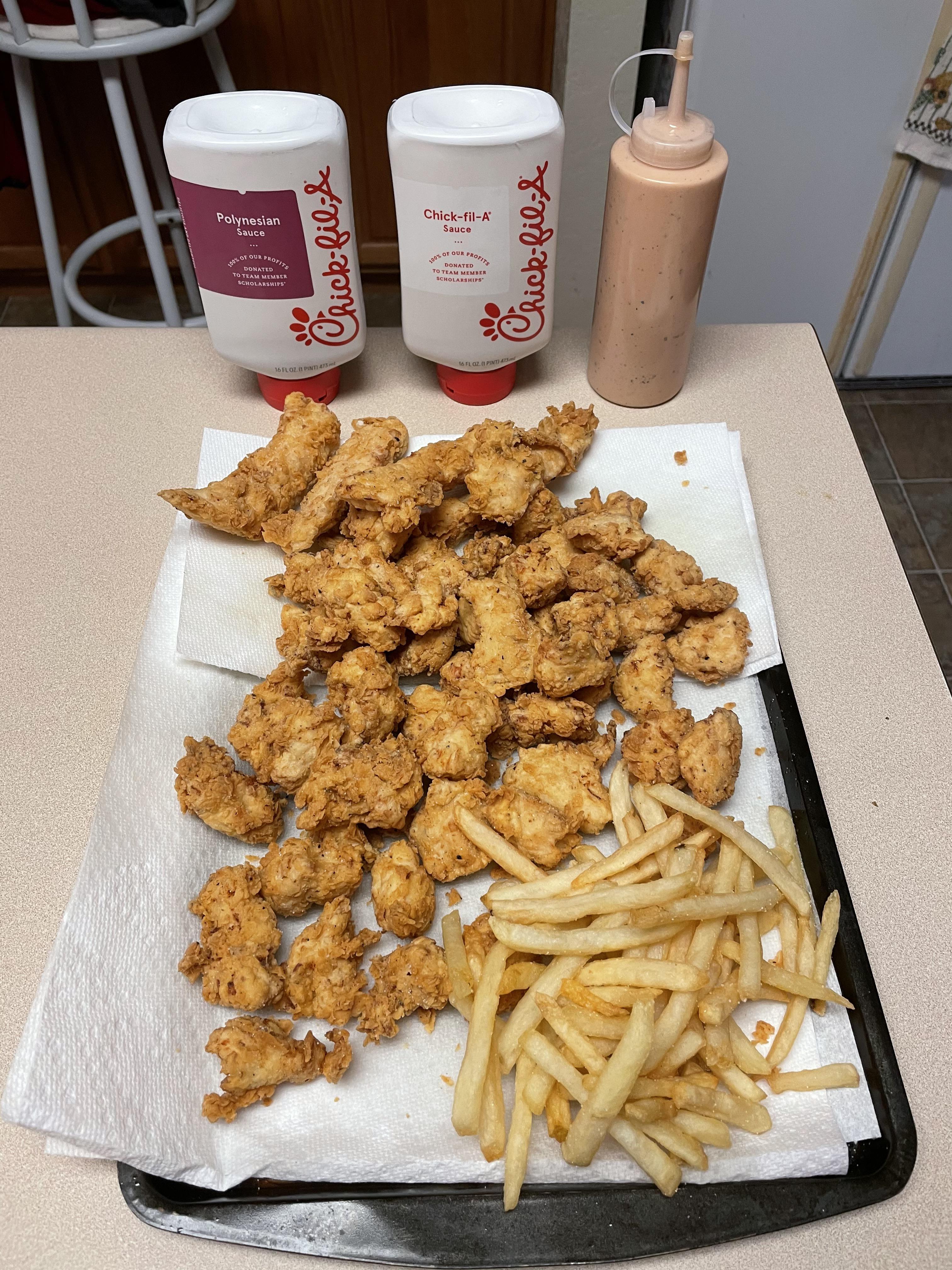 [Homemade] Chicken Nuggets and Strips food
