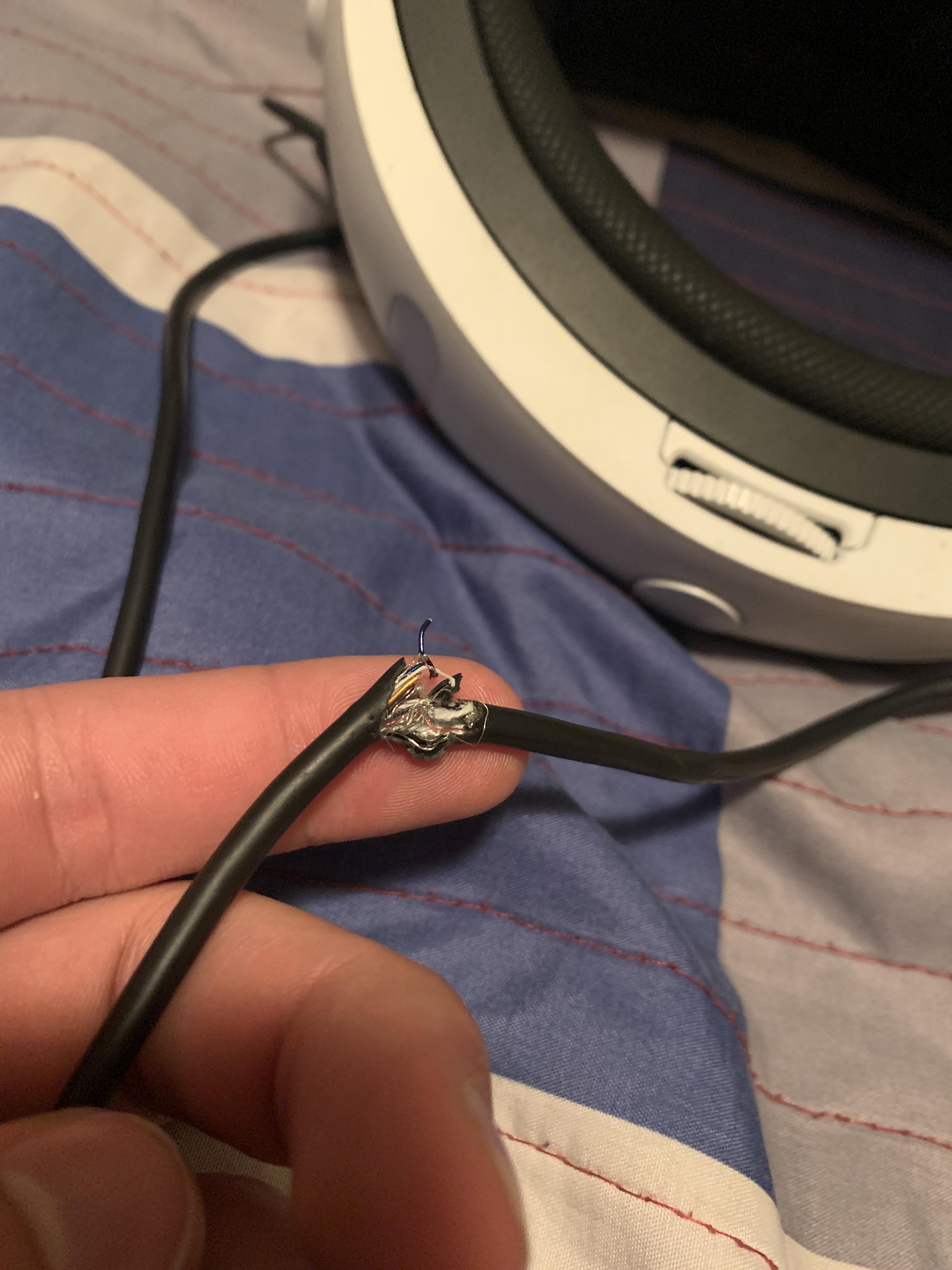I accidentally cut the main PS VR cable, is there anywhere I can send
