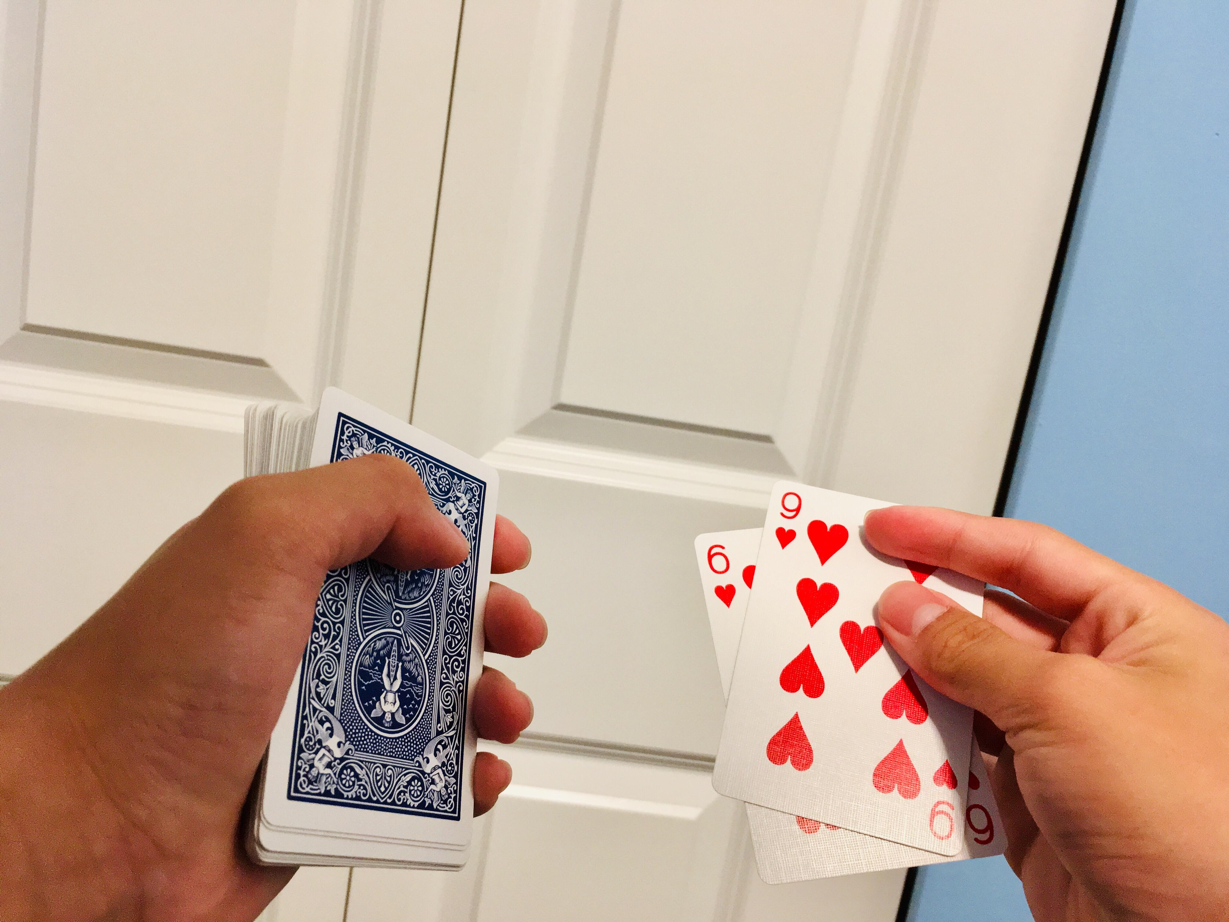 NEW WEAPON Throwing Cards (52 ammo, 25 dmg, 50) r/csgo