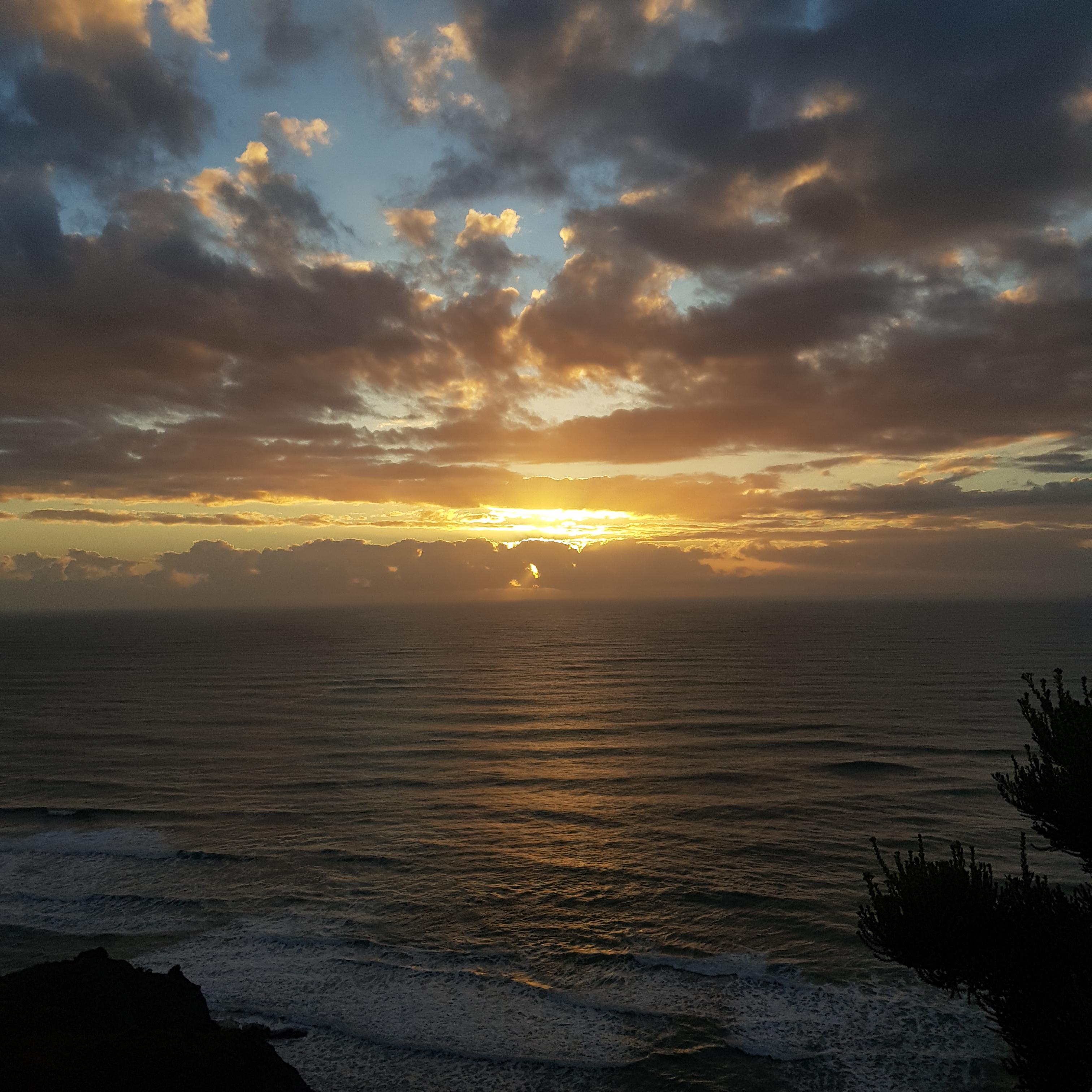 First 2021 sunrise from Gisborne. r/newzealand