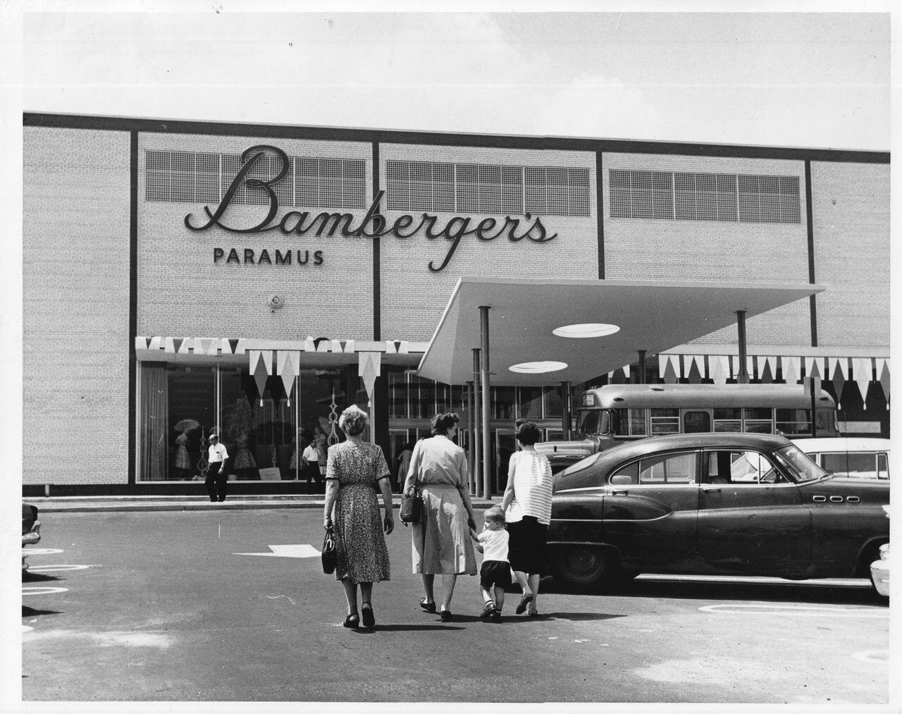 The Bamberger’s Department Store at Garden State Plaza (circa early 60s