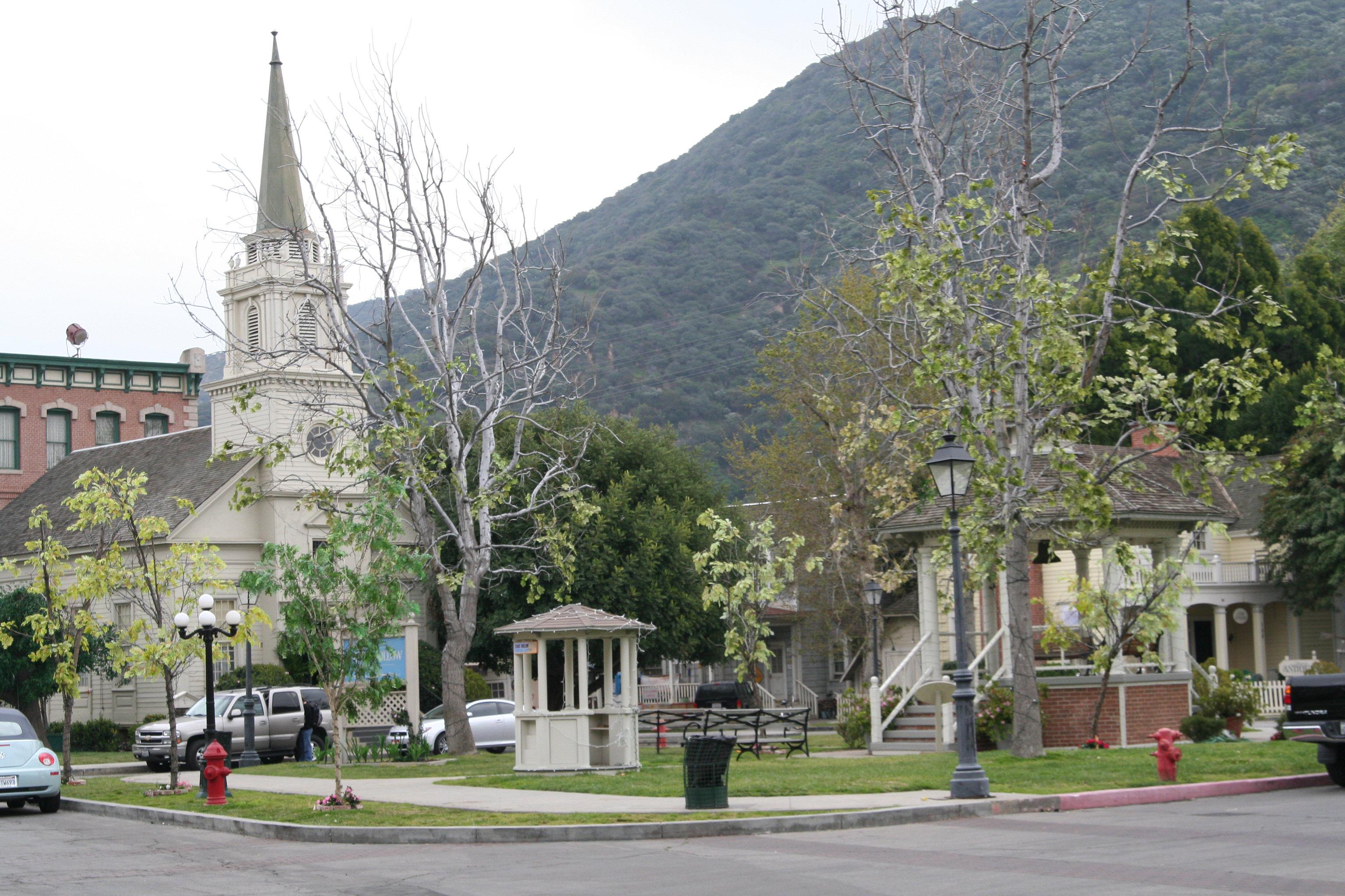 Coudersport, Pennsylvania Town square when I visited a few years ag r/Pennsylvania