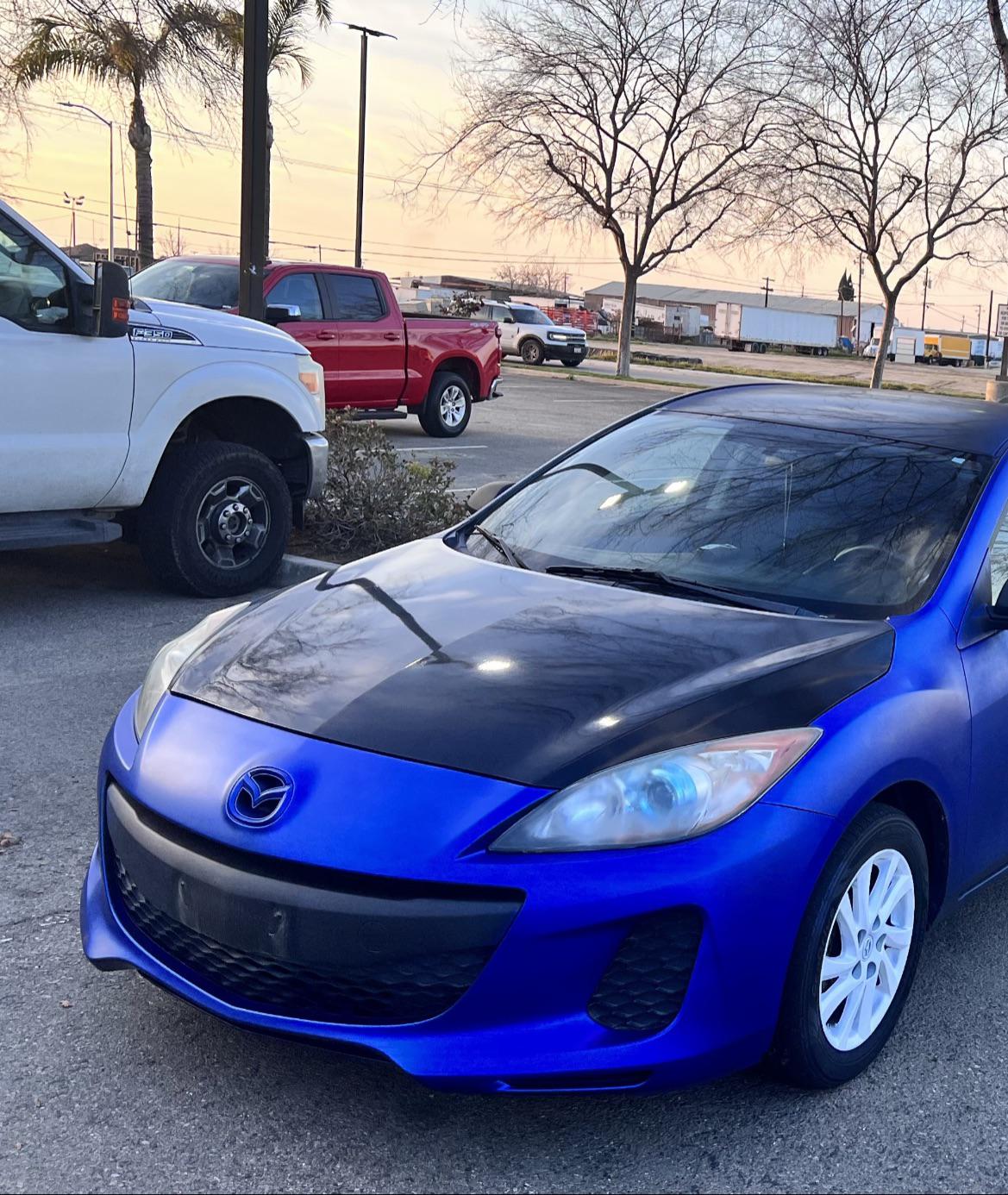 💙 🤍 🖤 : r/mazda3