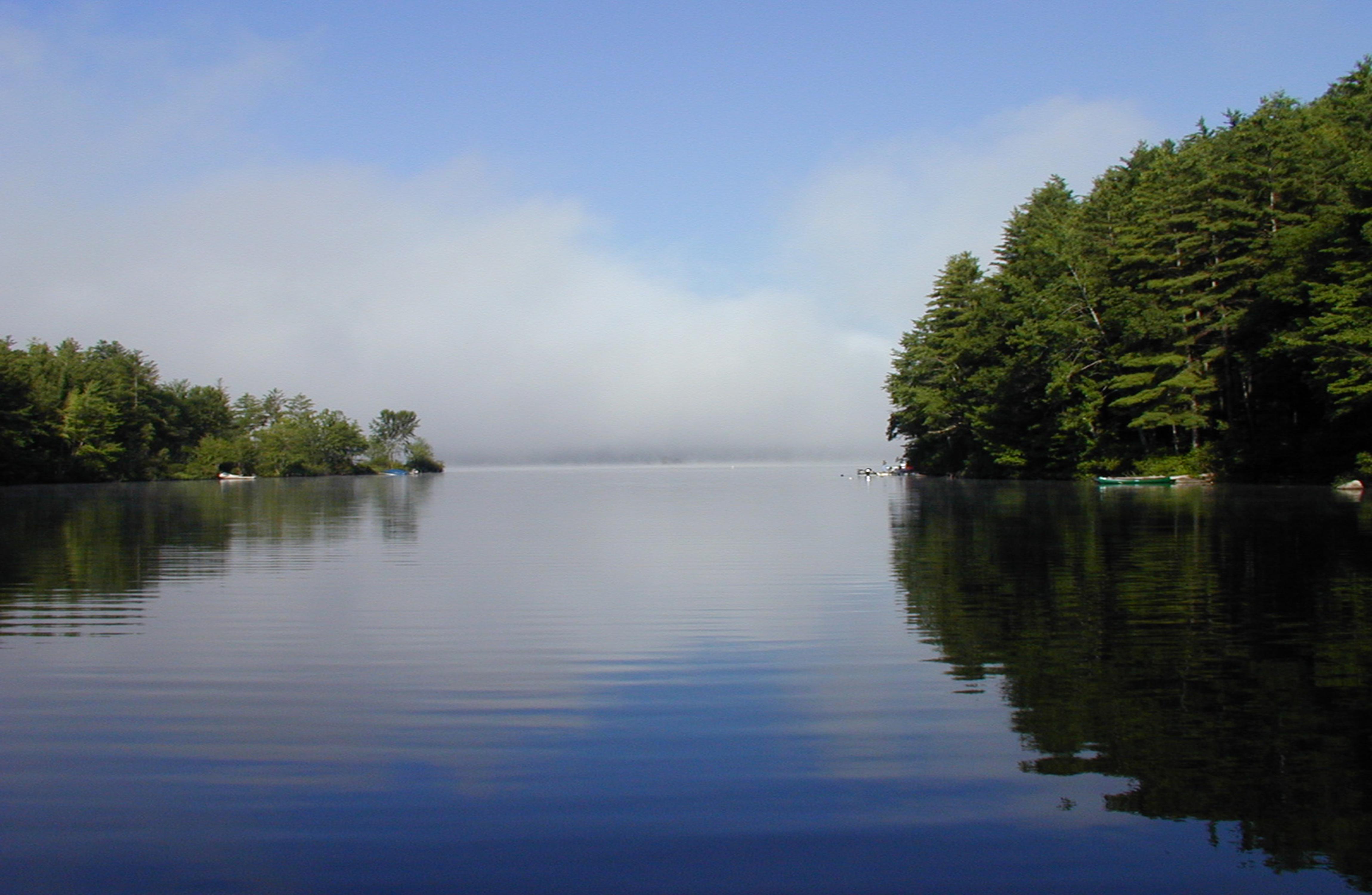Kezar lake, Maine, USA. [OC] [4600 x 3000] r/waterporn