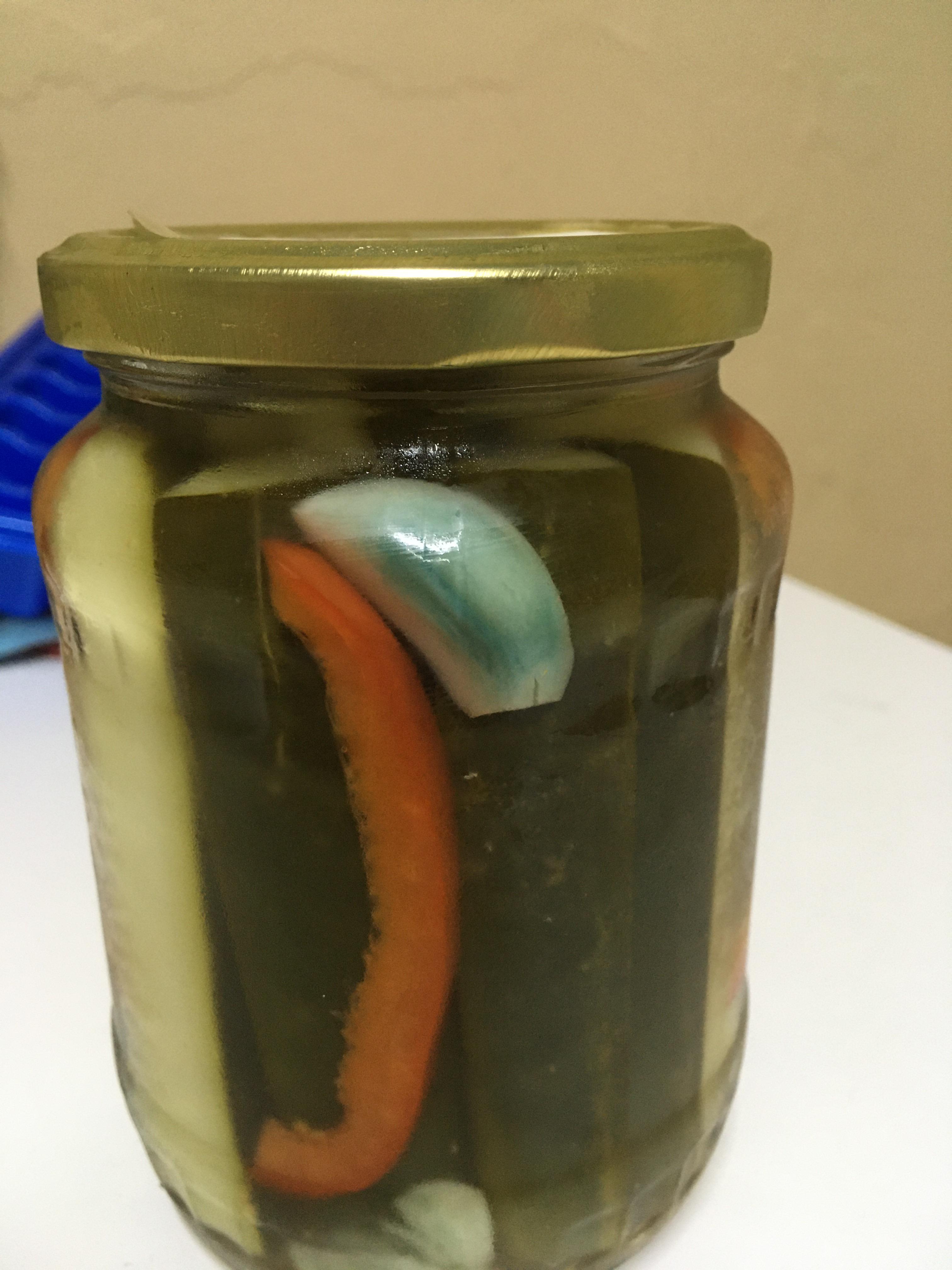 Why did my pickled garlic turn blue? r/fermentation