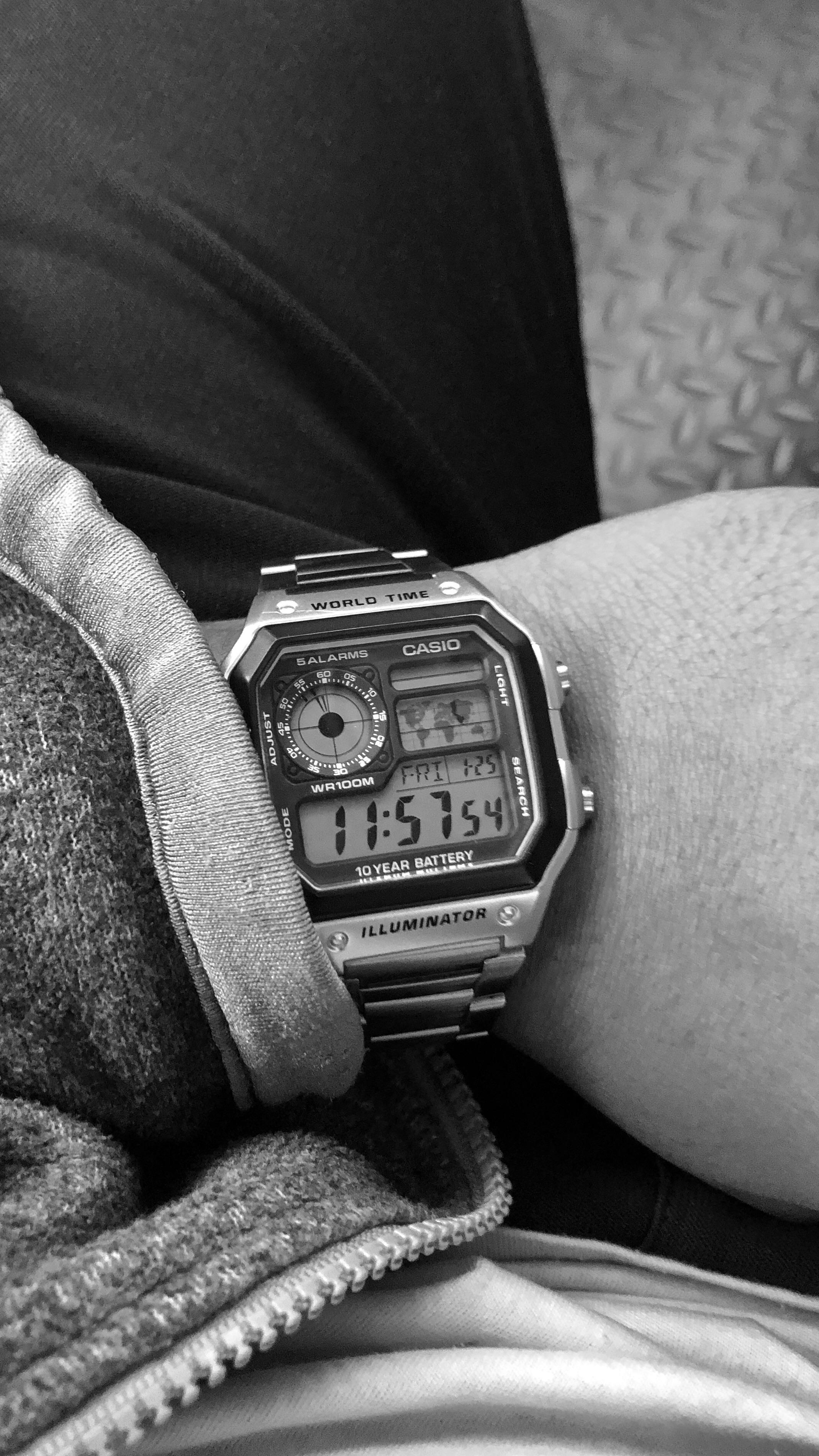 [Casio] Flexing my super accurate timekeeper. r/Watches