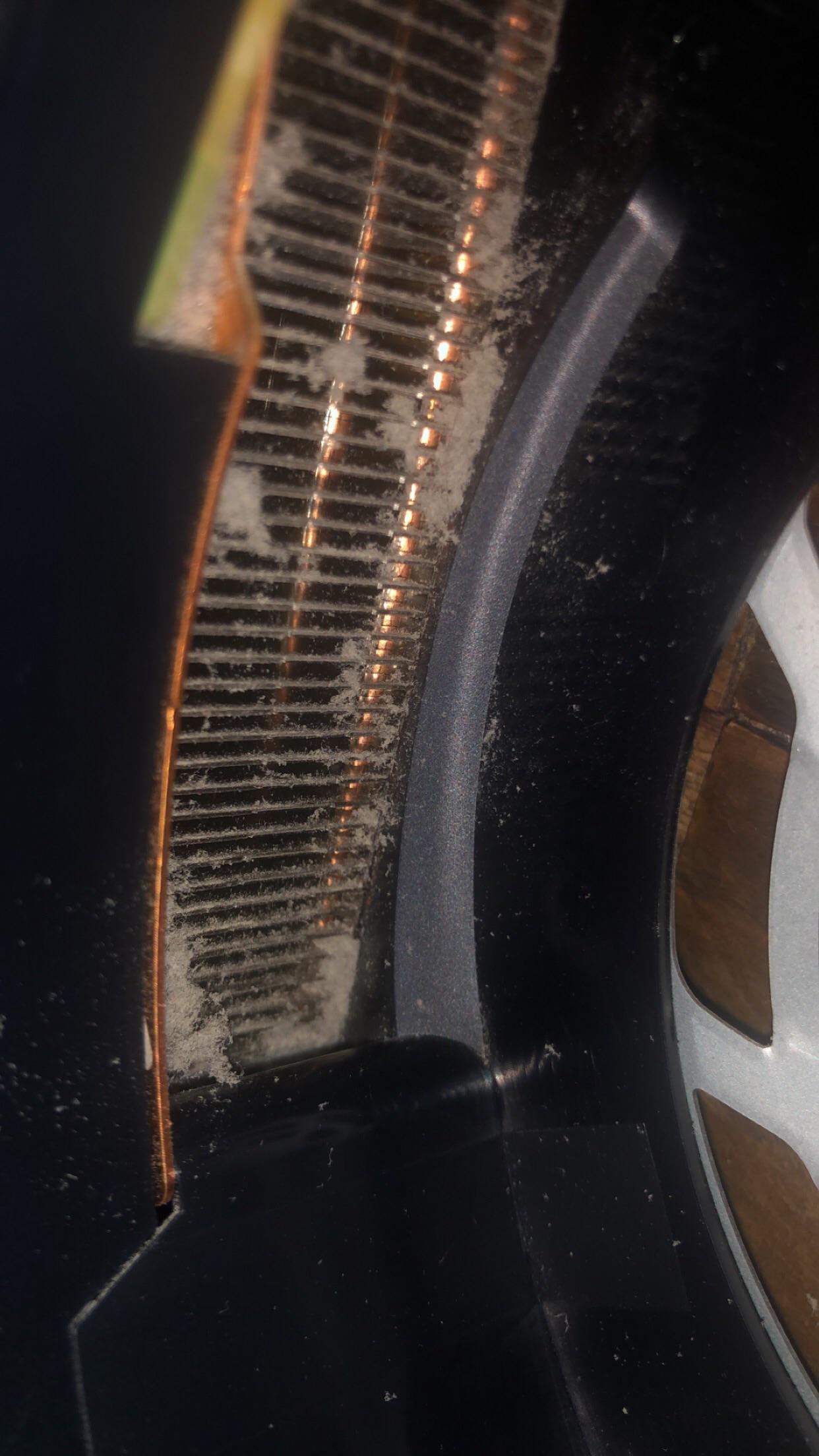 Do i use a vacuum to clean this it’s all i have??? r/playstation