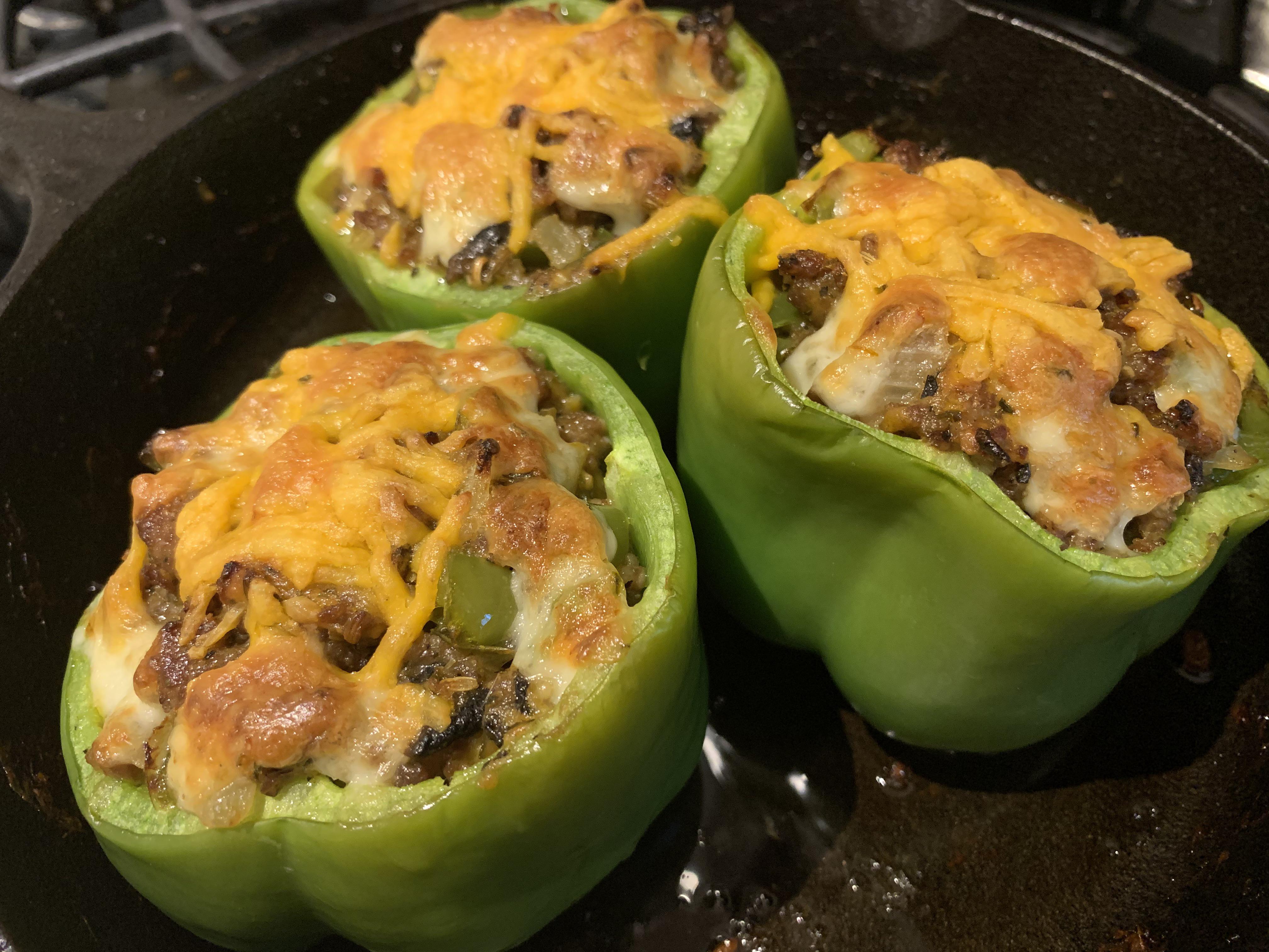 Italian sausage stuffed peppers 🌶 r/ketorecipes