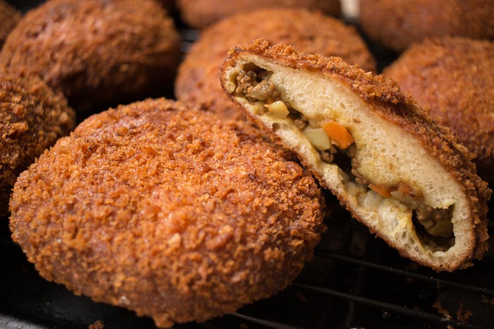 [Homemade]Kare Pan Japanese style curry buns r/food