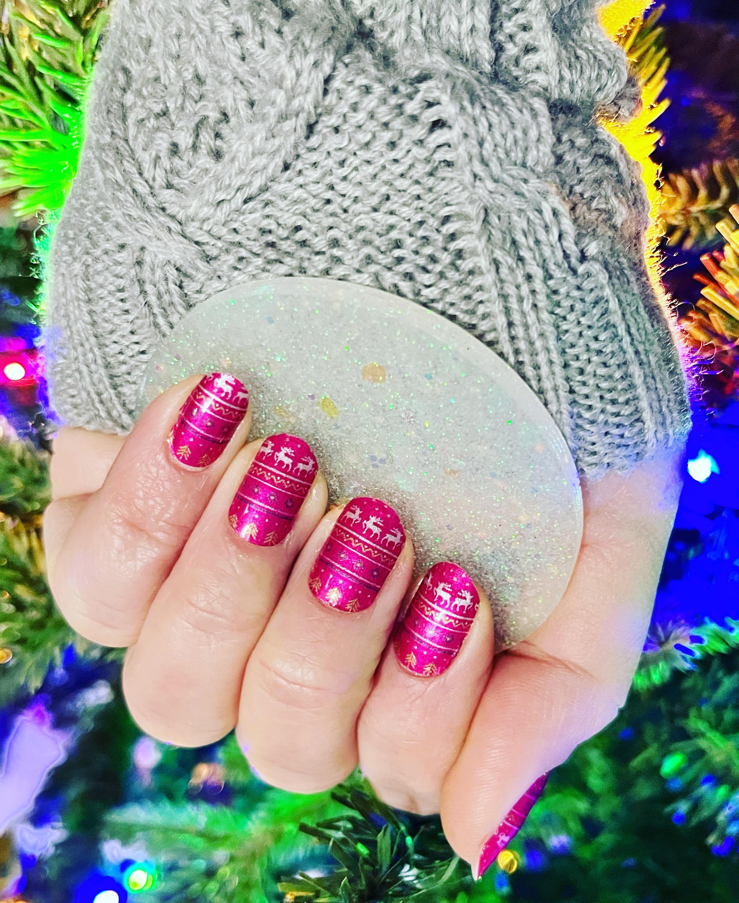 Pink Holiday Sweater from Lovely Hello r/Nails
