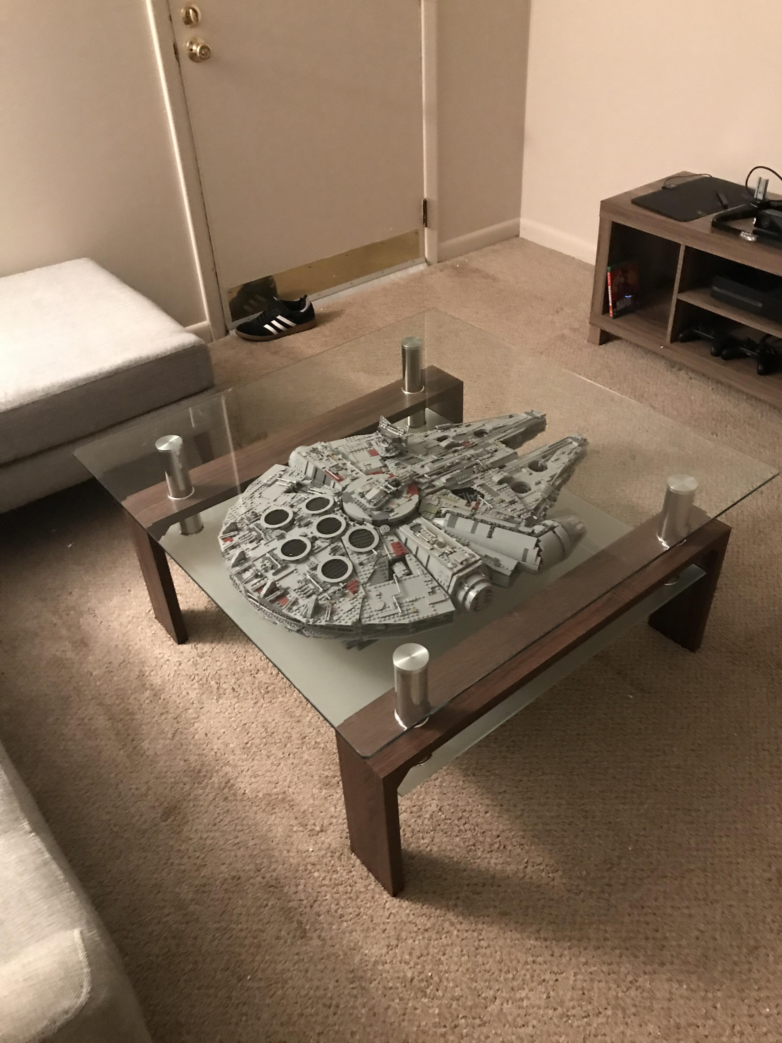 Lego Millennium Falcon 75192 Coffee Table