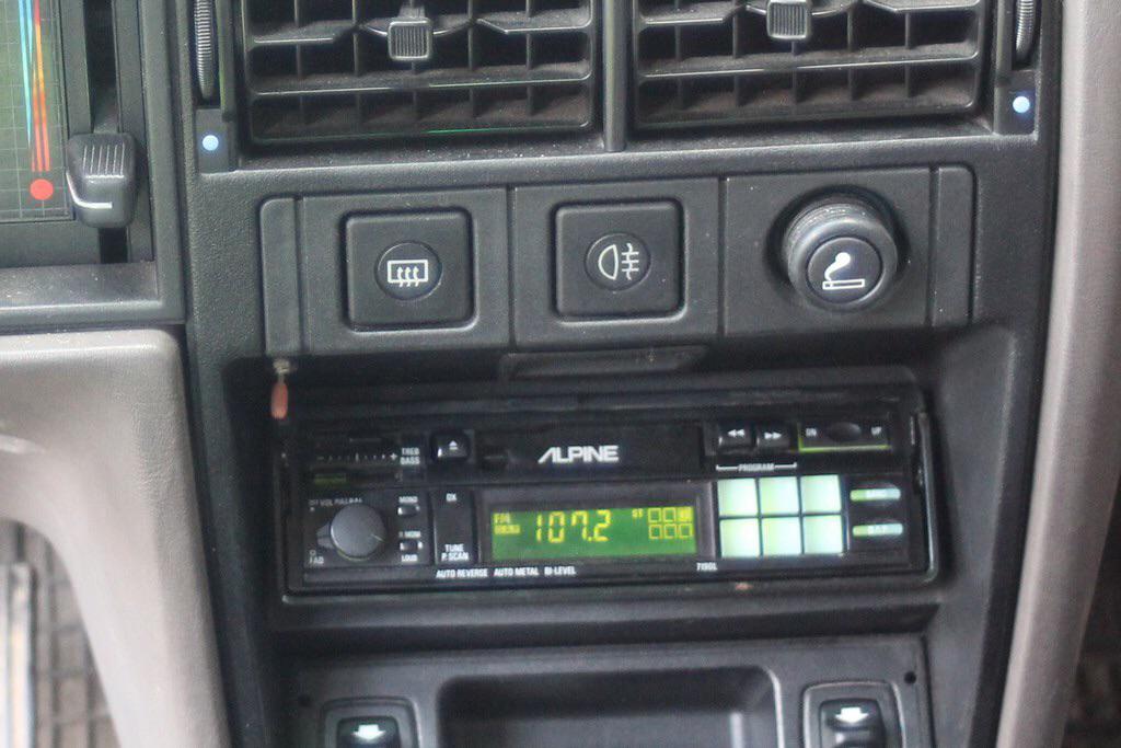 My 90s Alpine 7190L Pullout Stereo r/CarAV