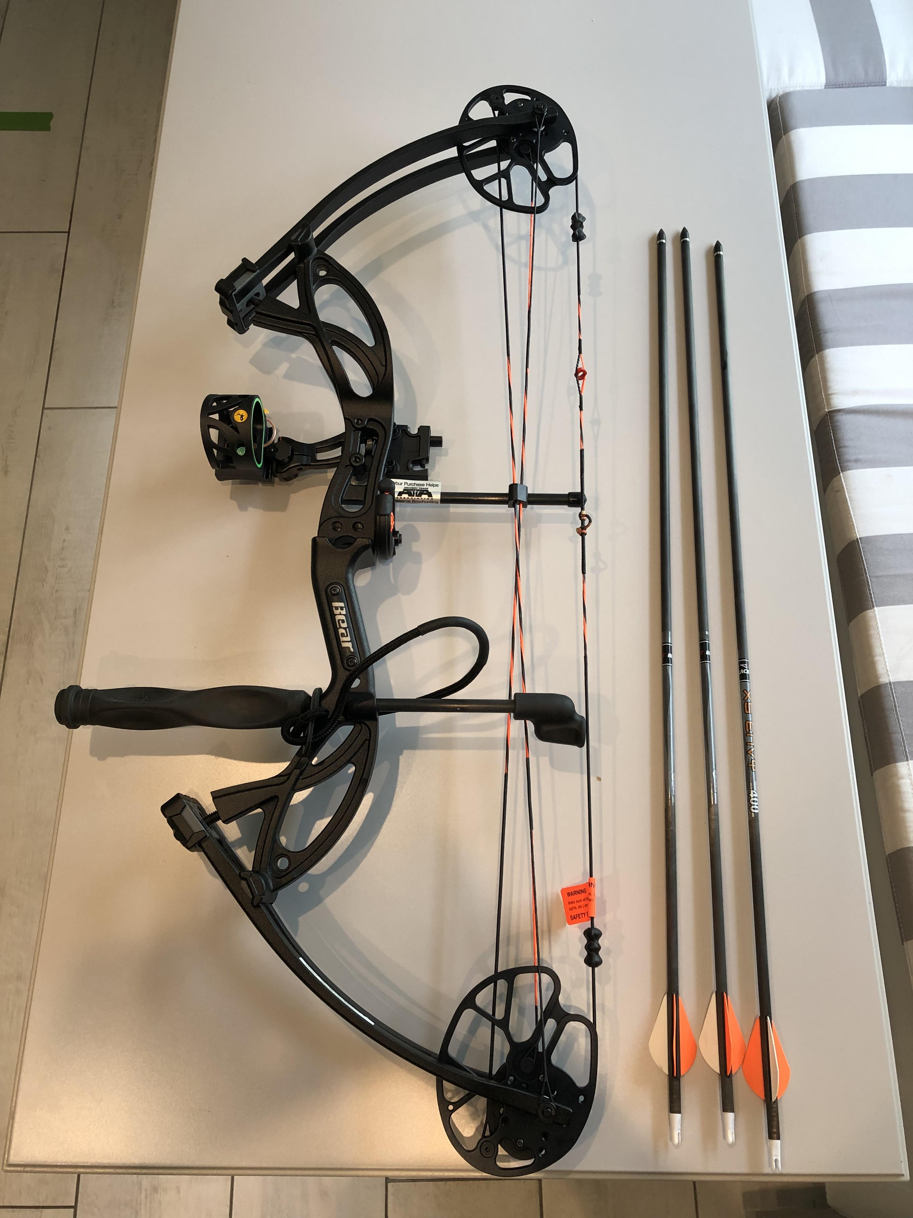 First Compound Bow Bear Archery Cruzer G2 RTH r/Archery