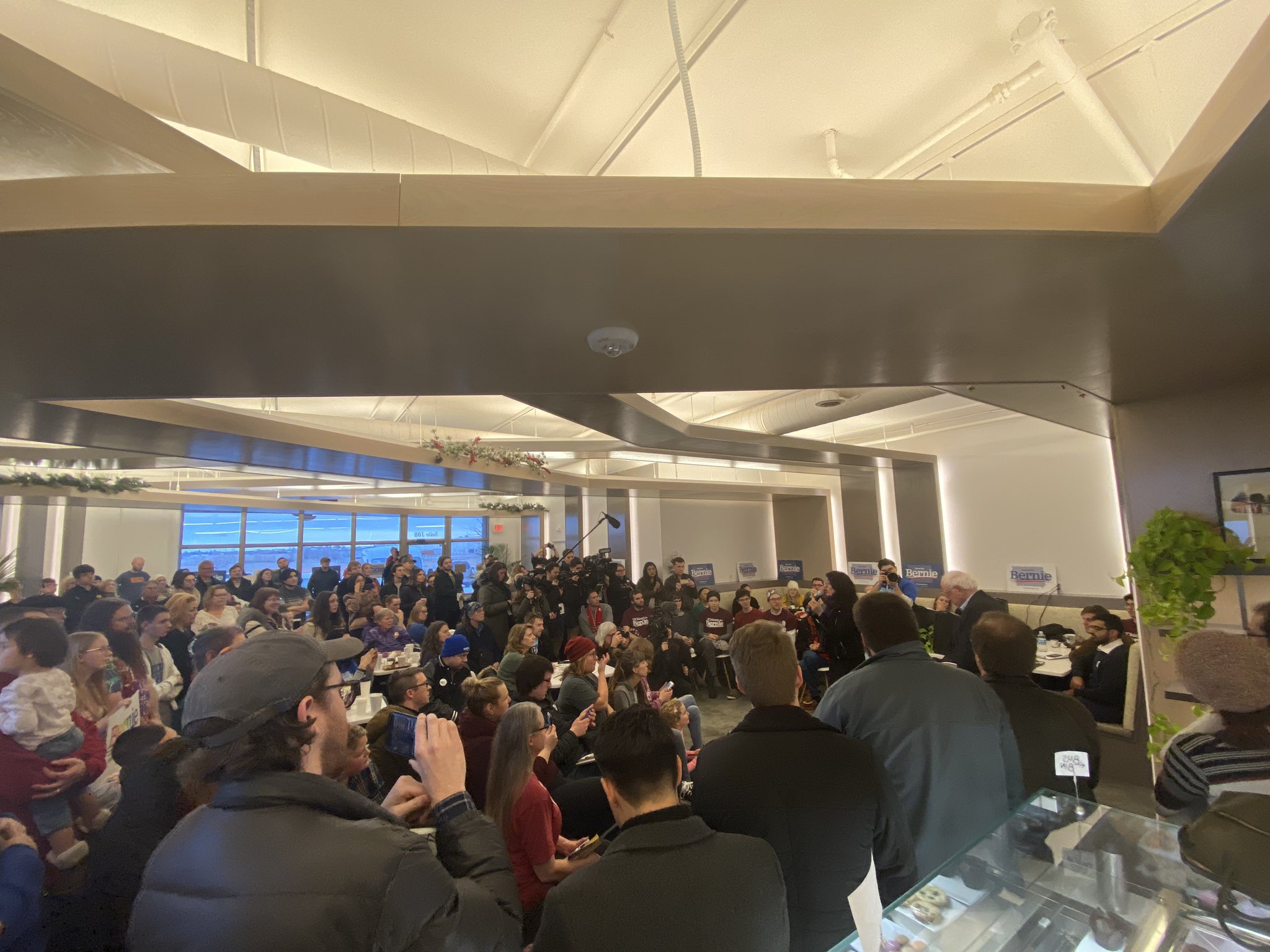 Photo Full house at the coffee shop in North Liberty, Iowa, when