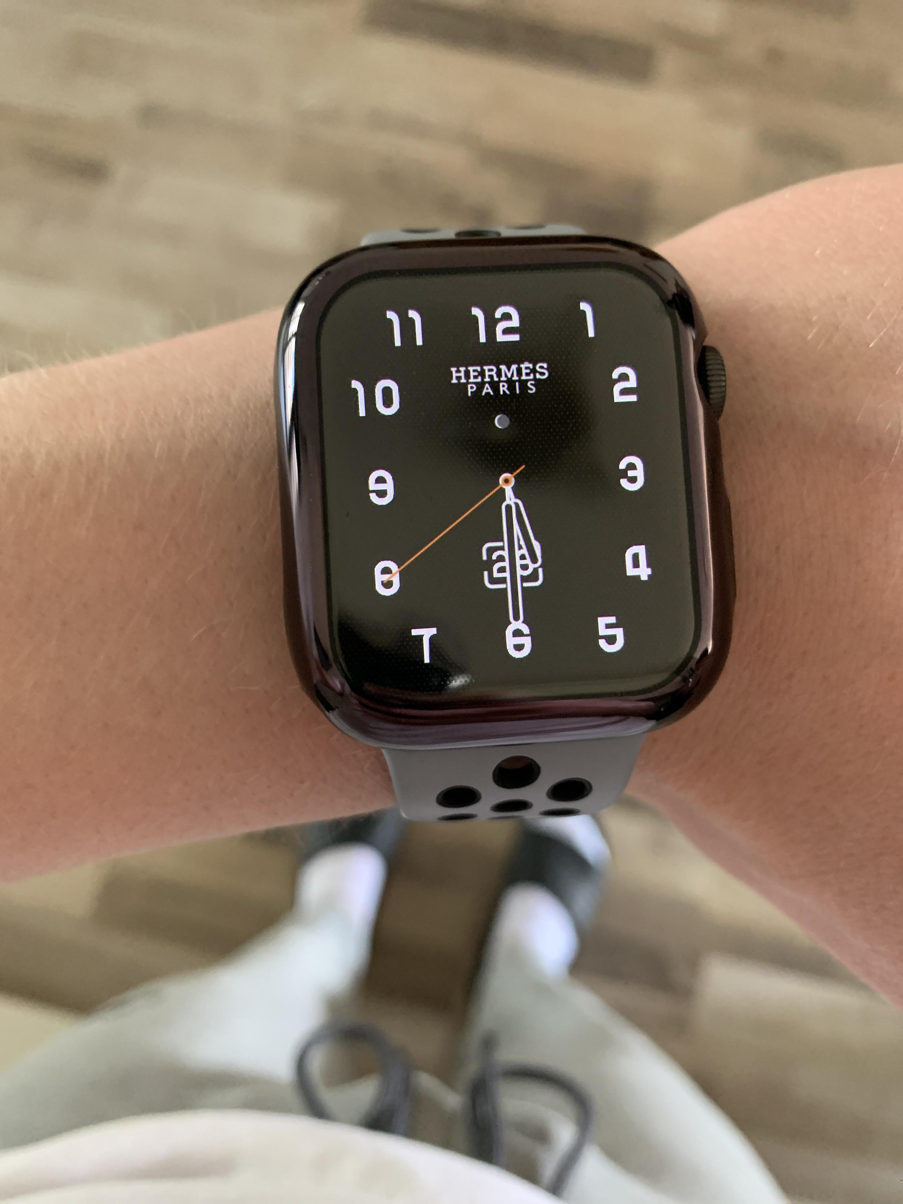 I love Clockology😂 The battery will drain a bit faster than usual but