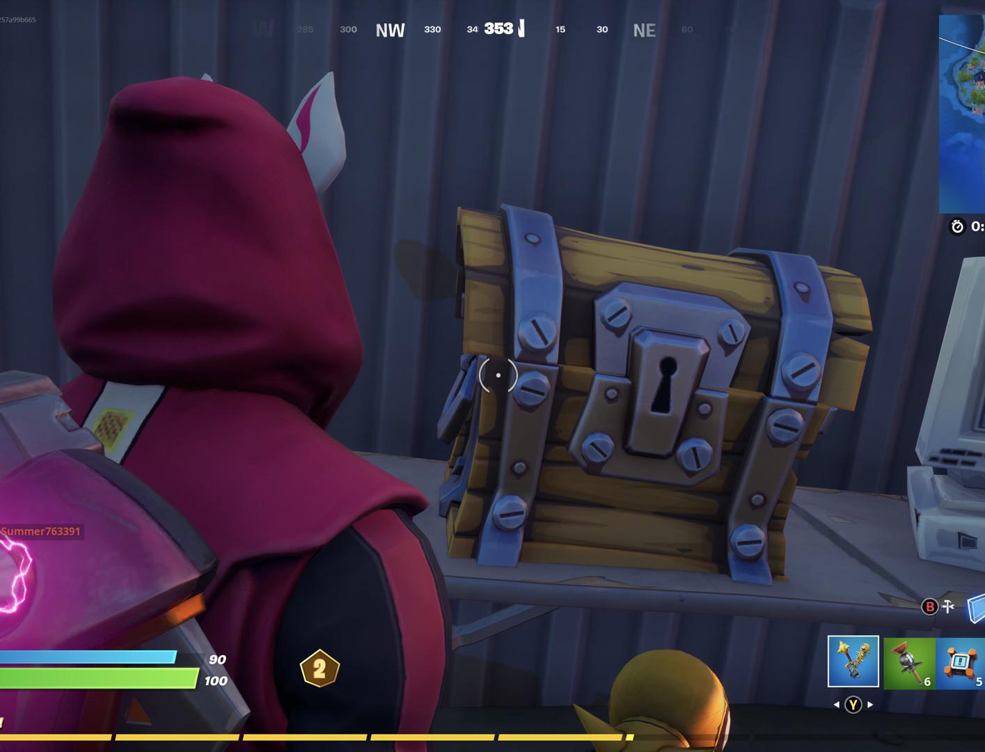 Found this chest that had nothing in it. It wasn’t glowing either but