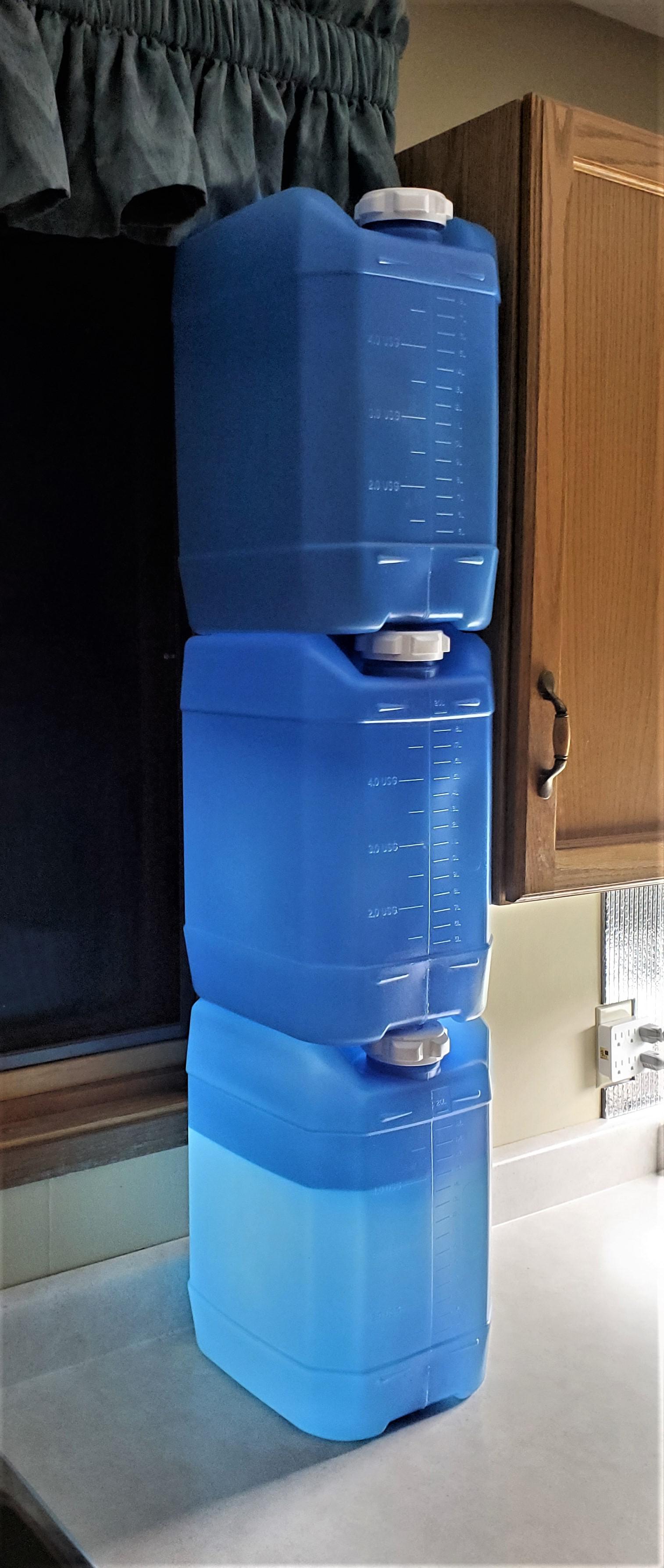 15kg into a 60kg weight loss journey. I am using 20L water jugs to